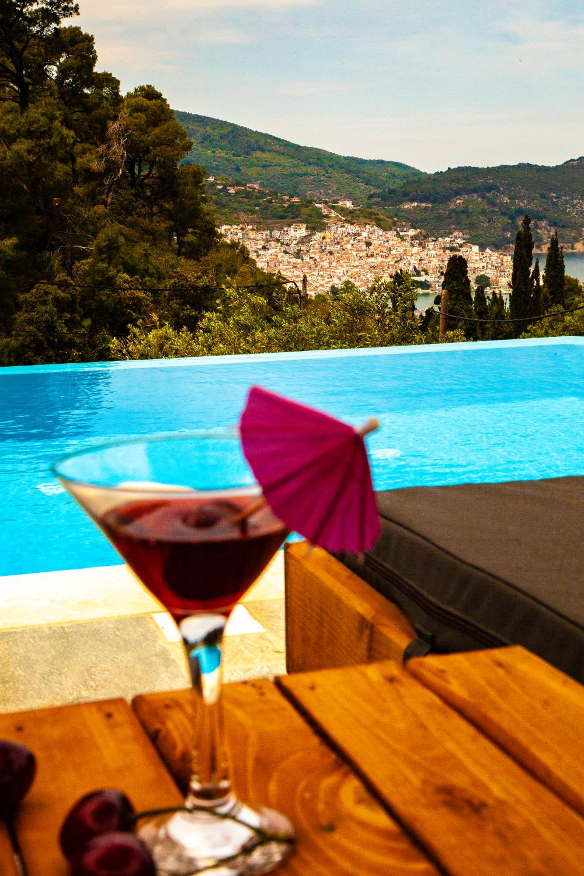 Villa with Private Pool photo 3