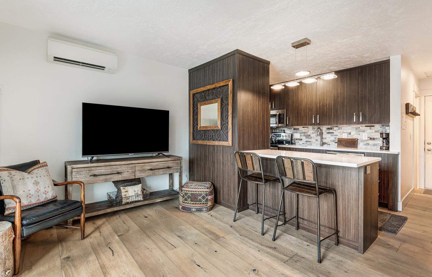 Deluxe Suite photo 2