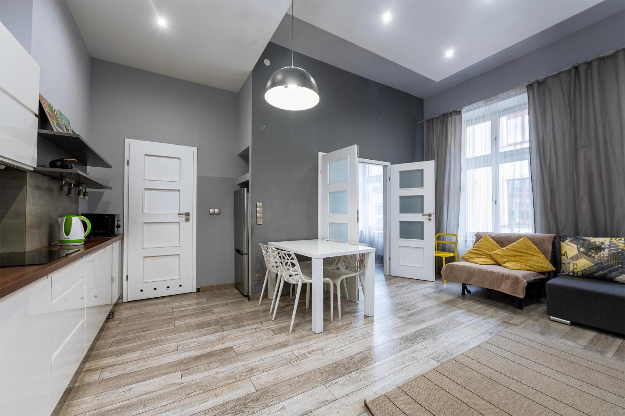 One-Bedroom Apartment - Photo 7