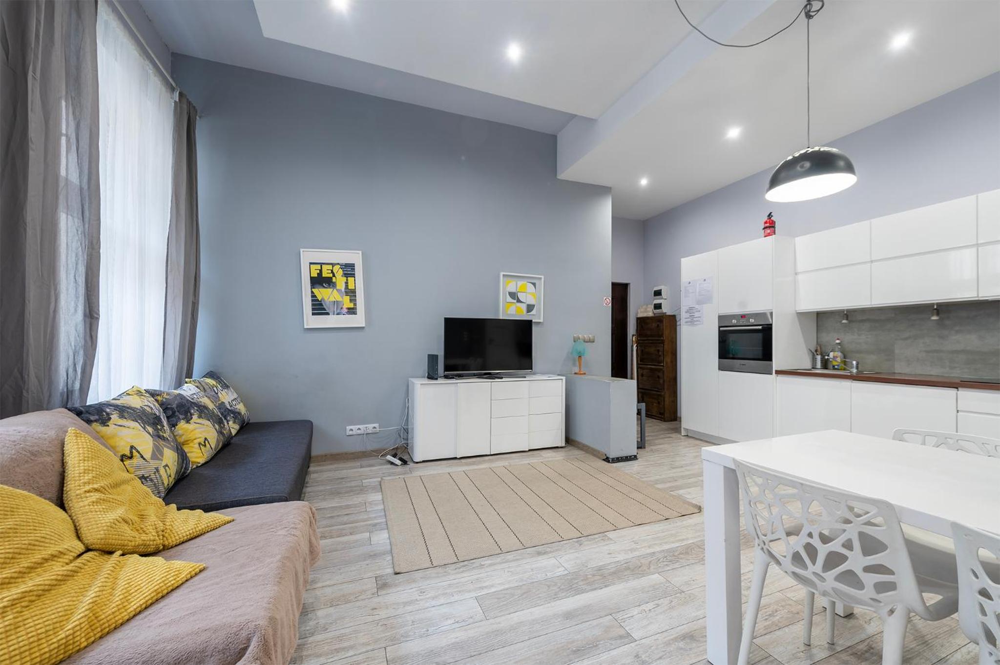 One-Bedroom Apartment - Photo 10
