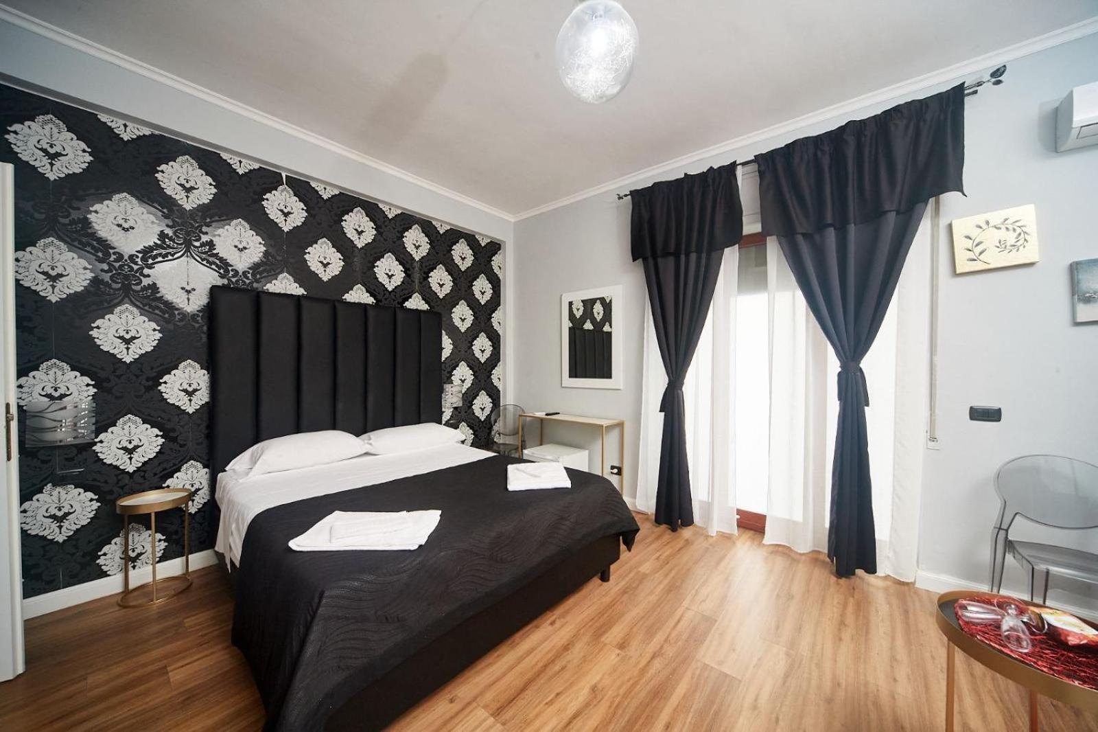 Deluxe Queen Room photo 2