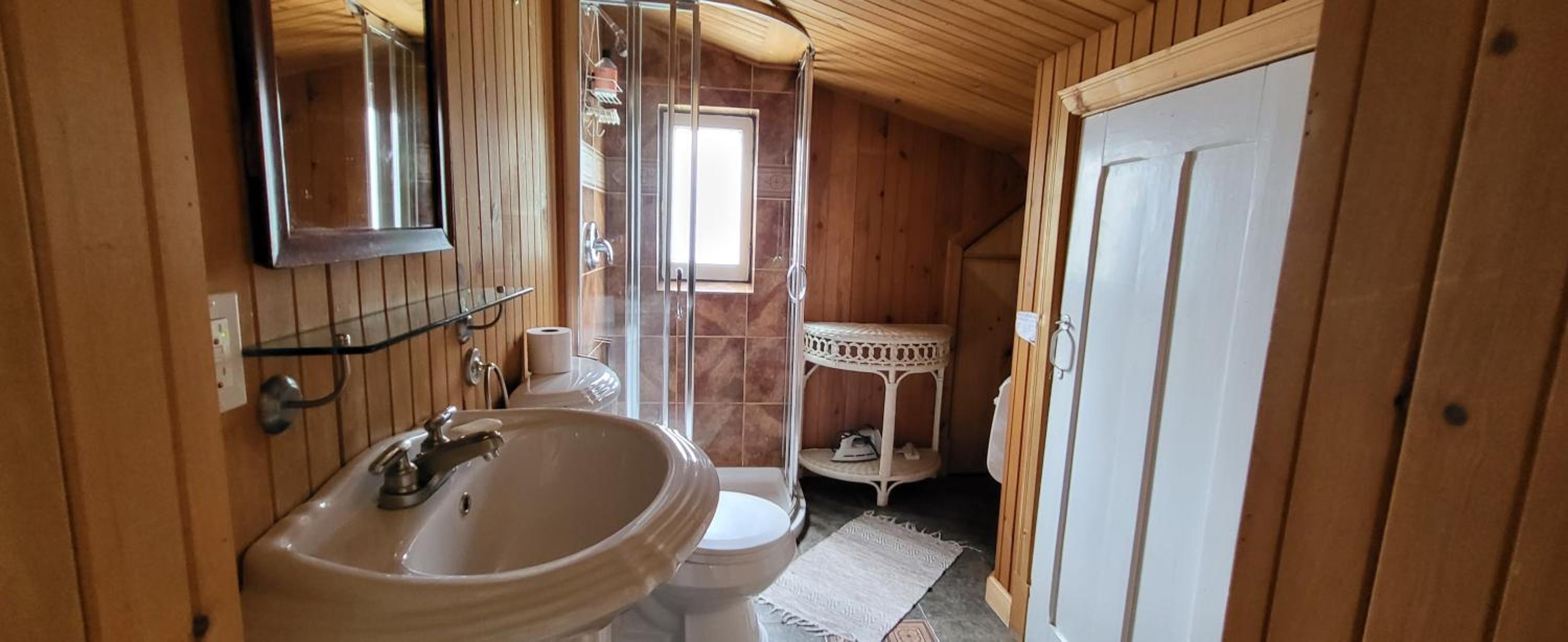 Double Room with Private Bathroom photo 2