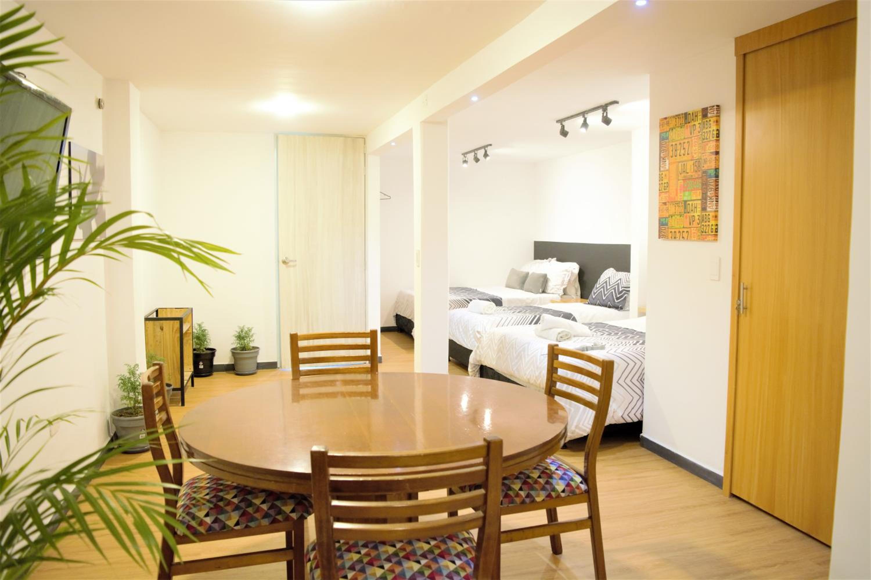 One-Bedroom Apartment
