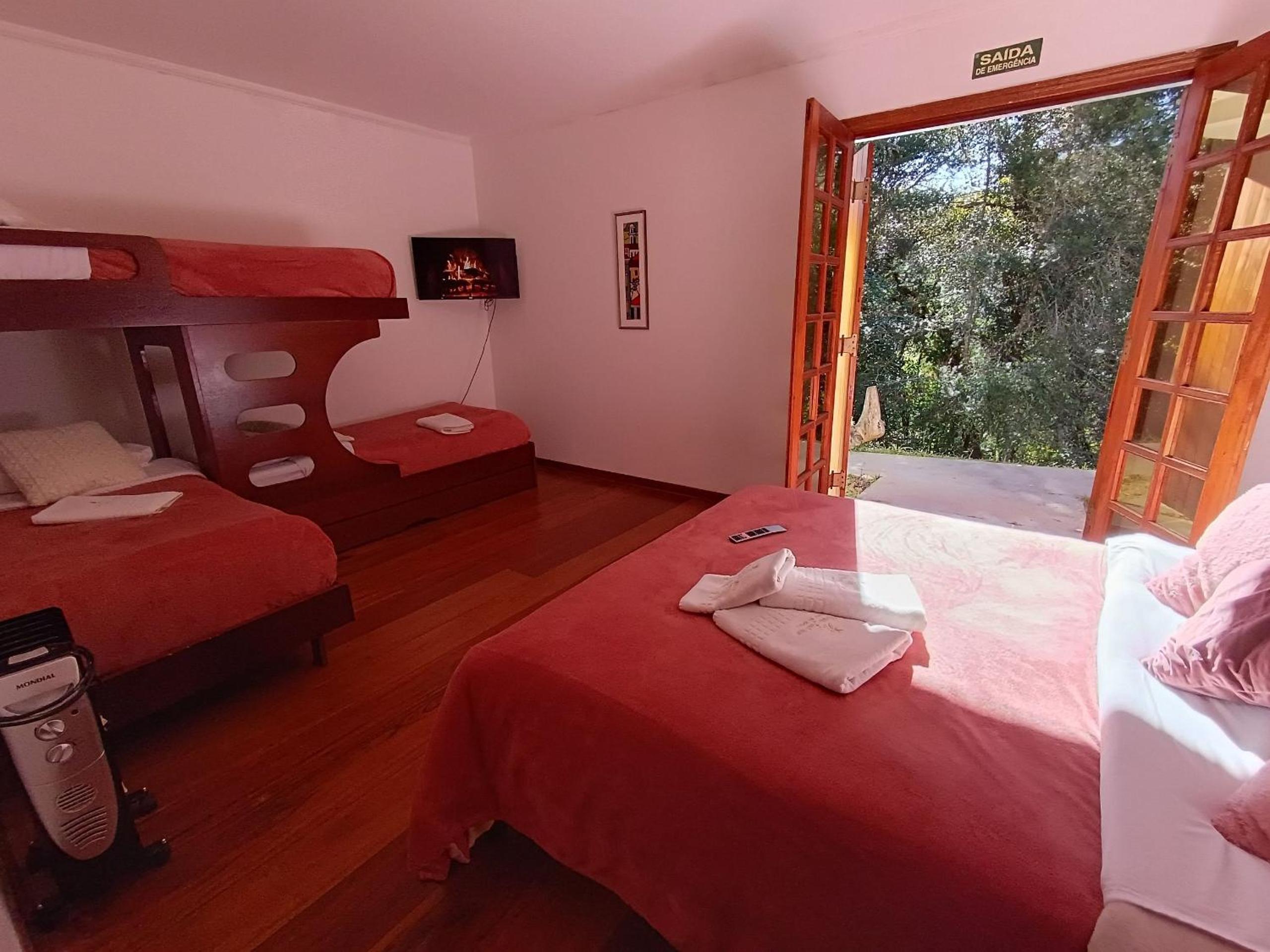 Family Junior Suite - Photo 1