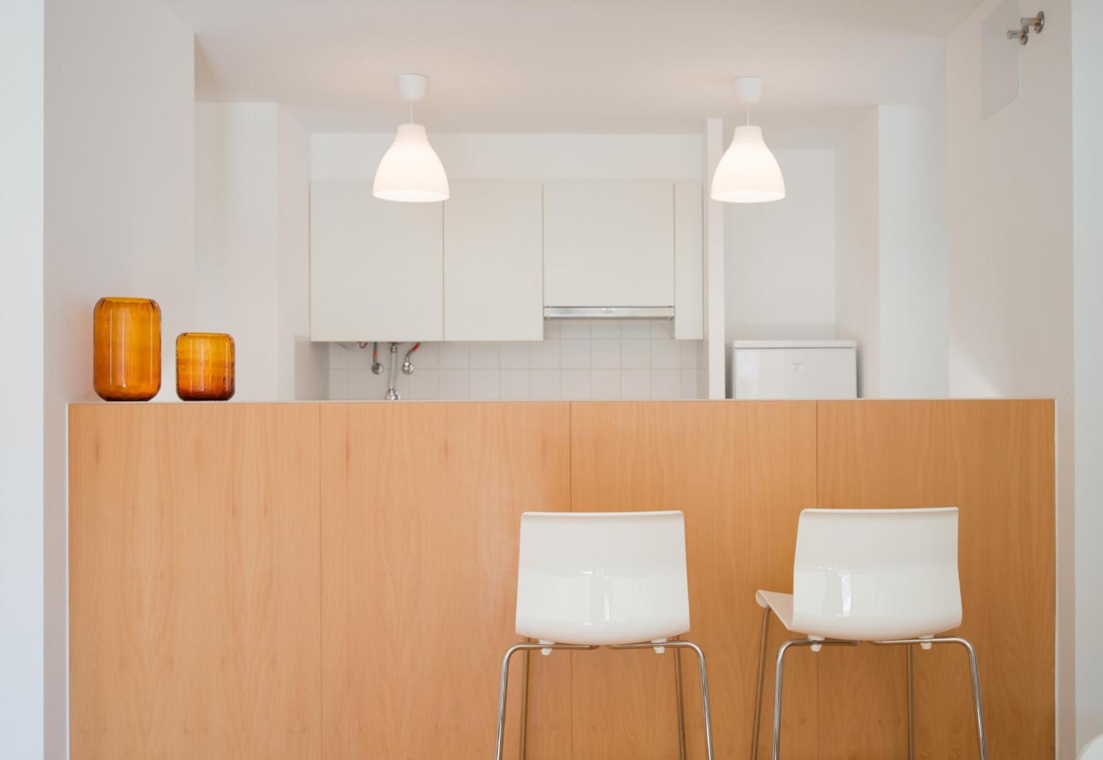 Two-Bedroom Apartment - Photo 9