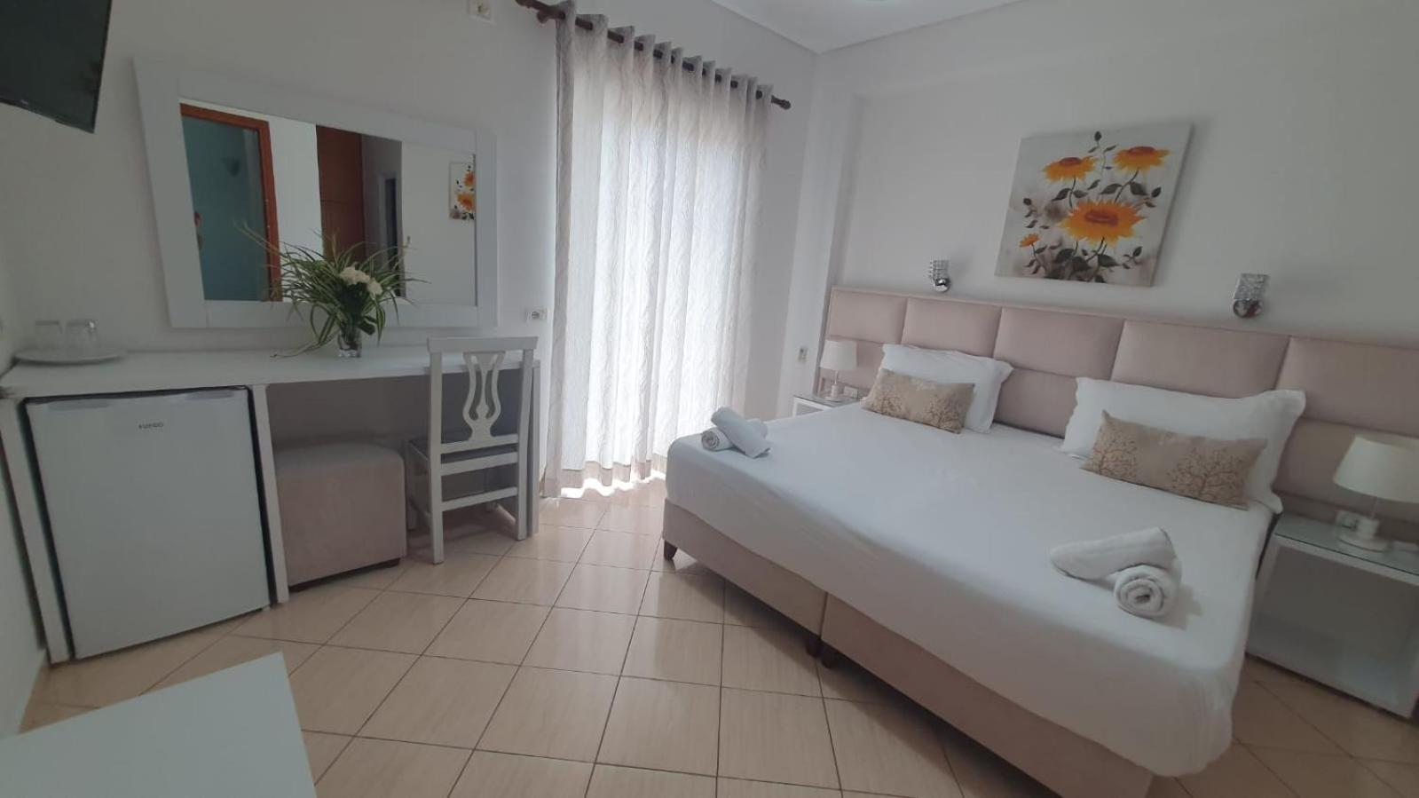 Basic Triple Room