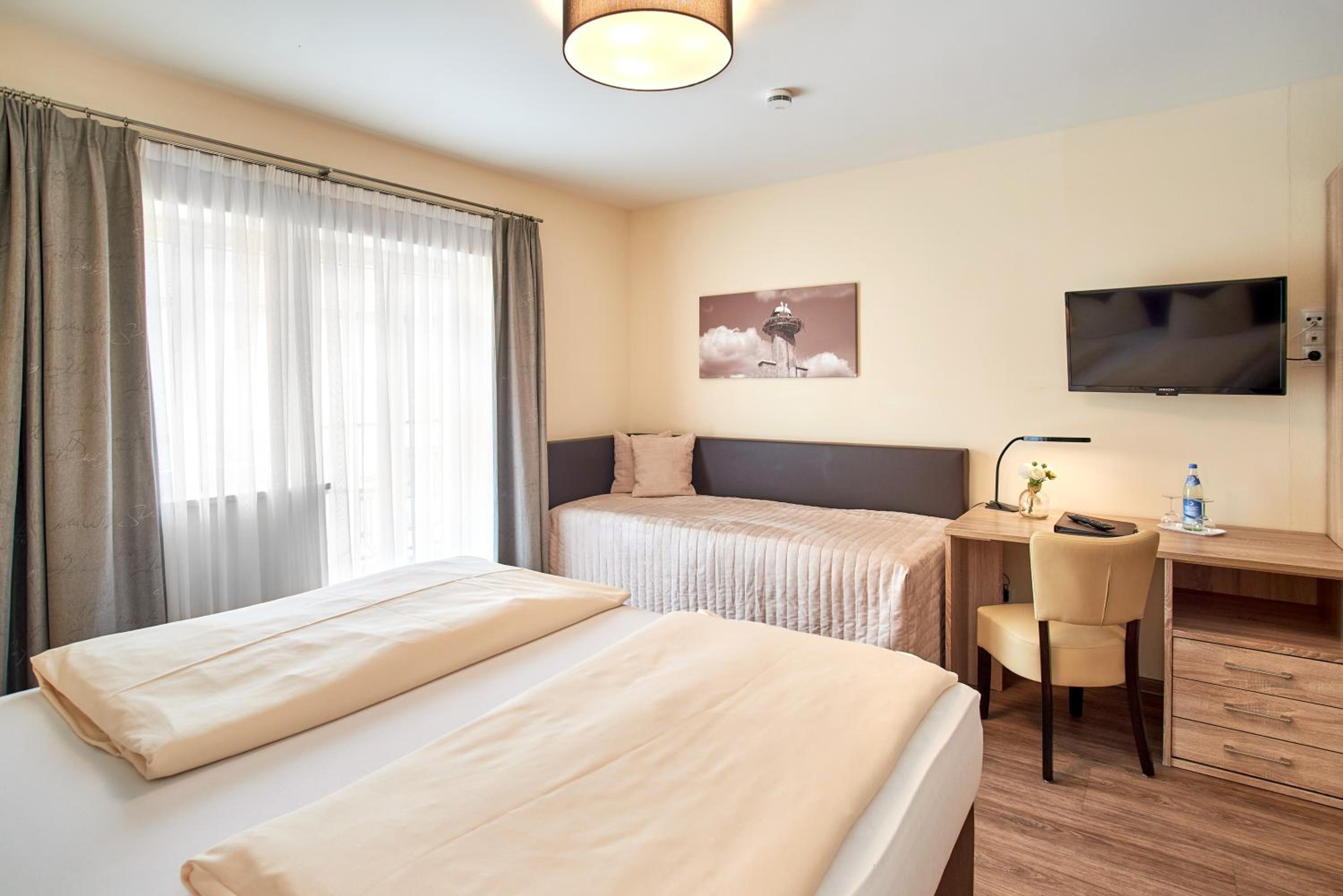 Comfort Double Room with 3 beds photo 1