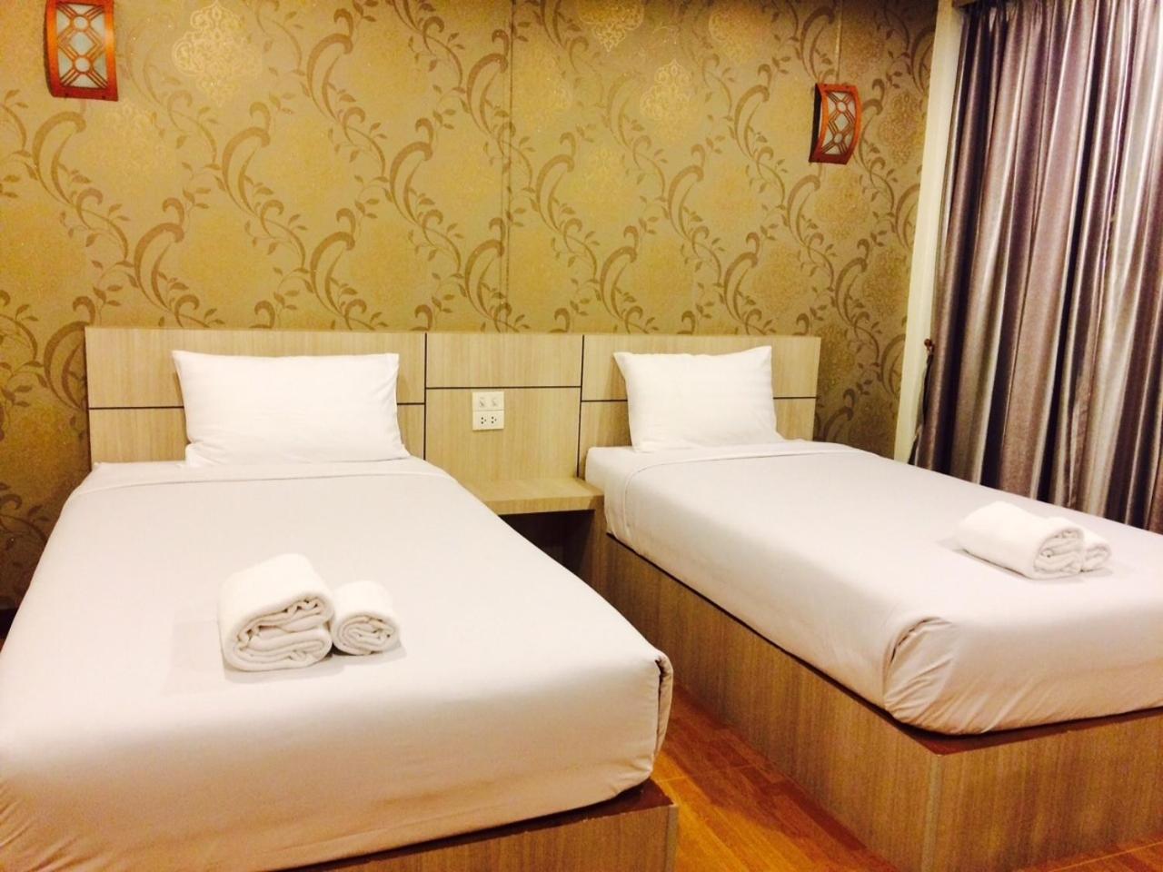 Standard Twin Room photo 3