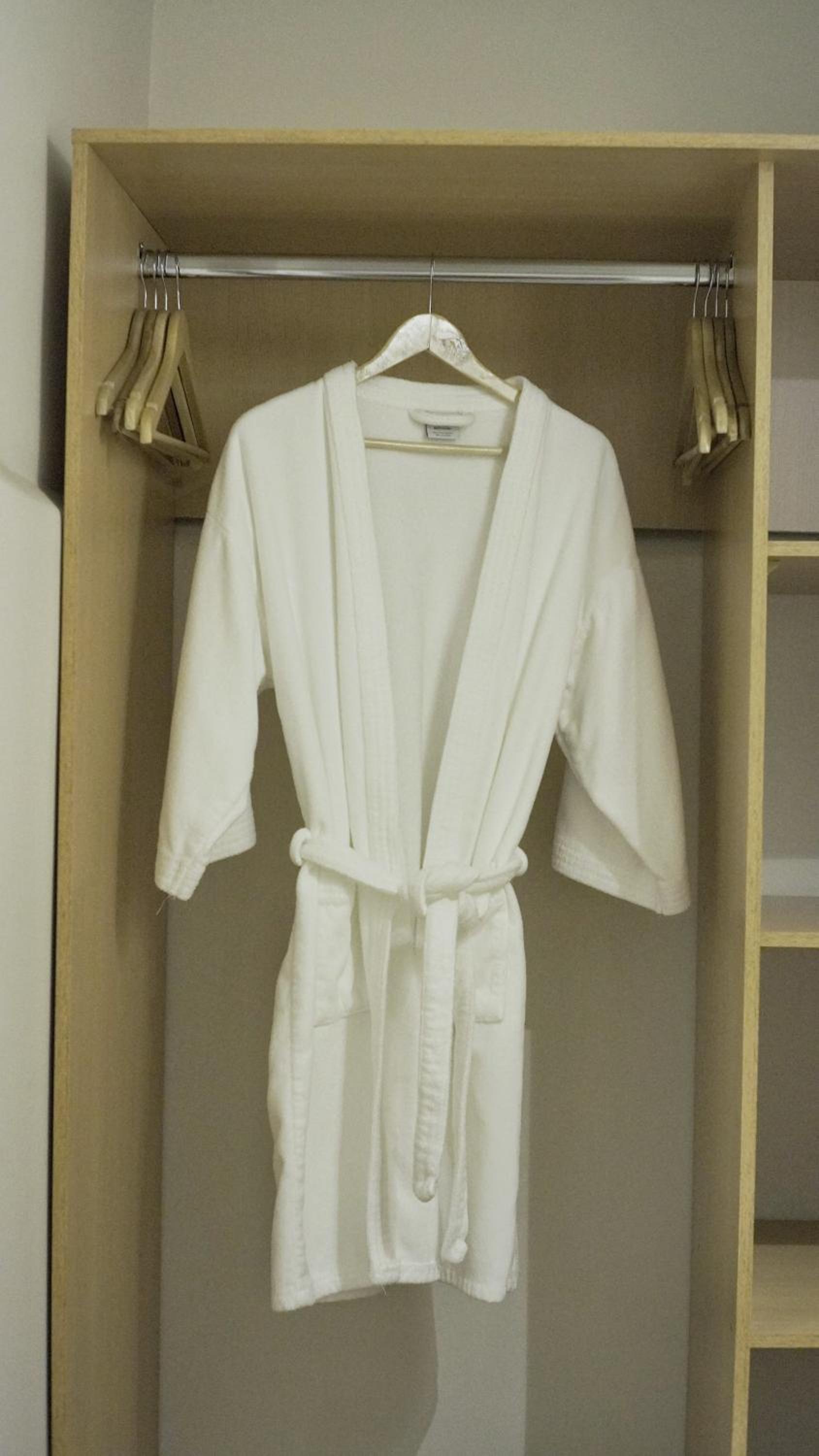 Single Room - Photo 7