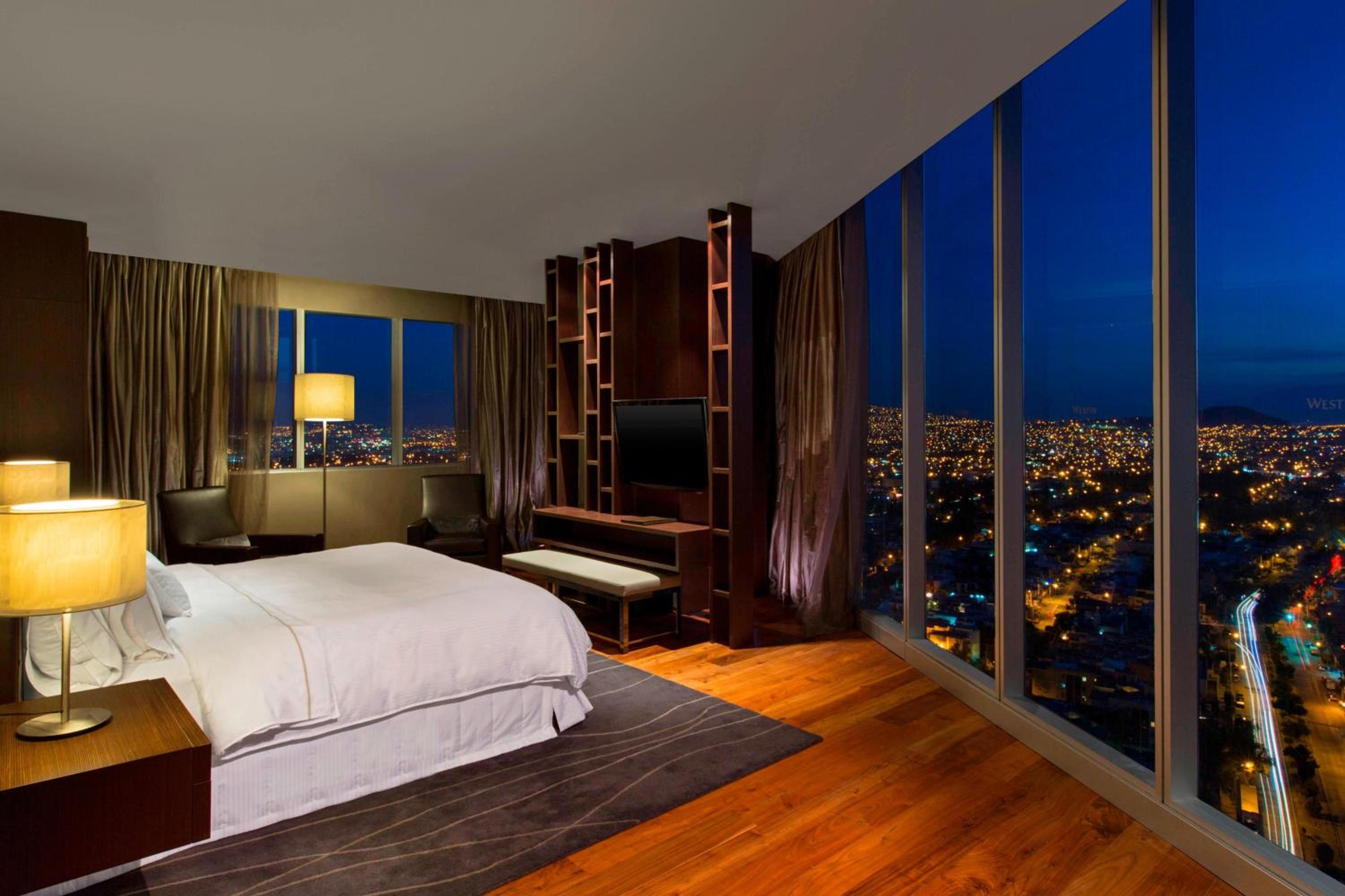 Presidential Suite, 2 Bedroom Presidential Suite, City view photo 1