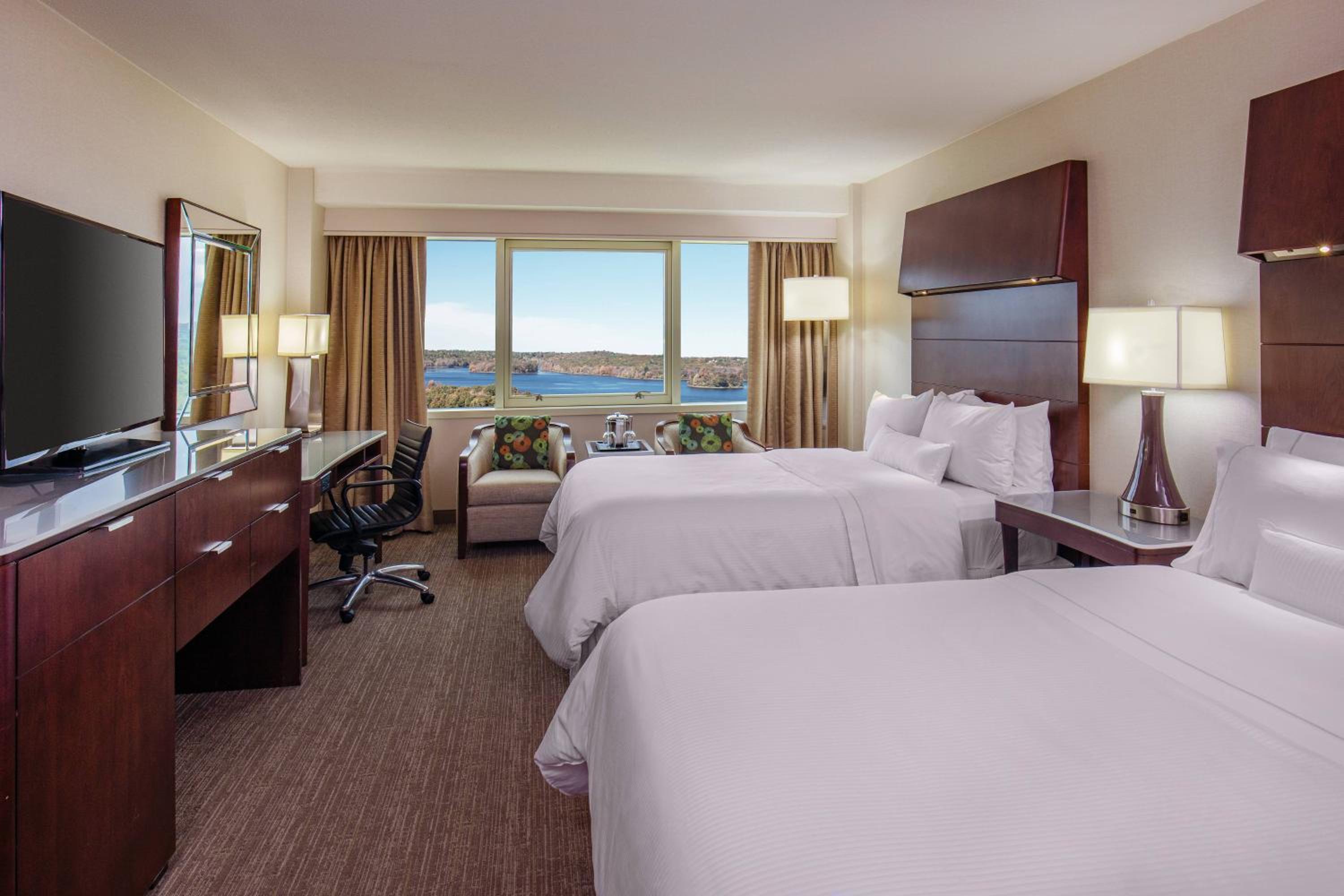 Premium Room, Guest room, 2 Double, Lake view - Photo 1
