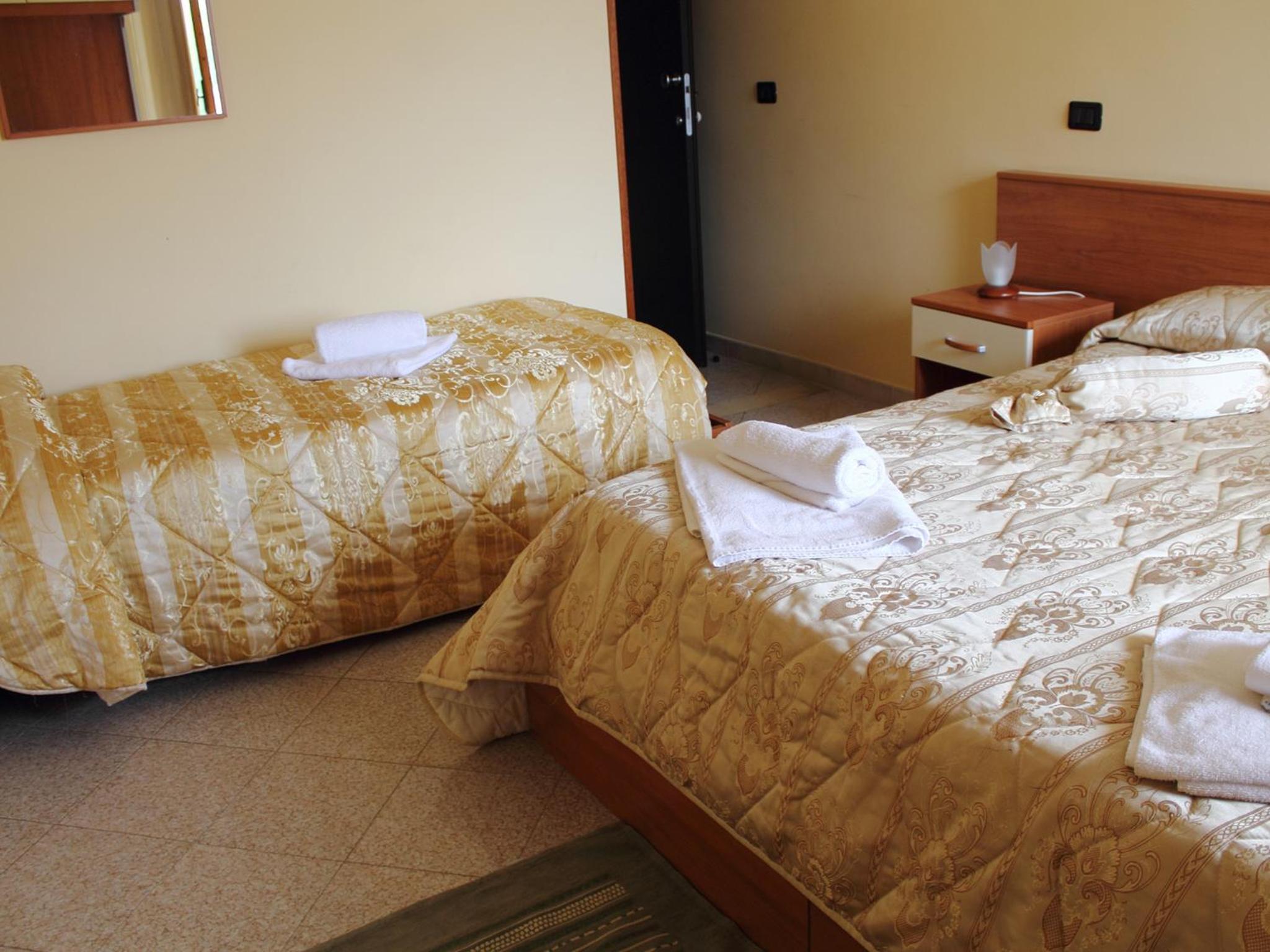 Triple Room with Sea View - Photo 9