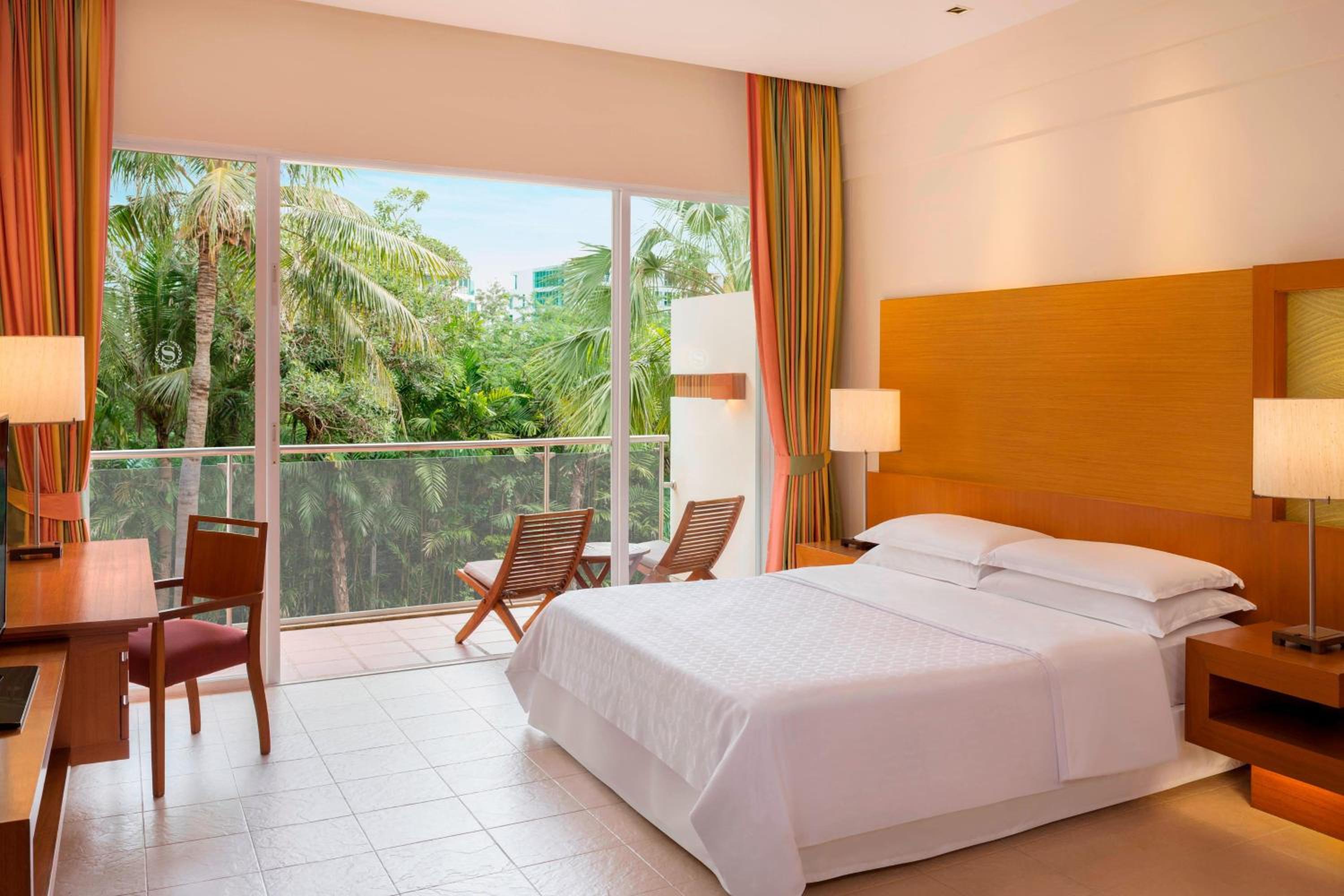 Garden View, Guest room, 1 King, Garden view, Balcony - Photo 8