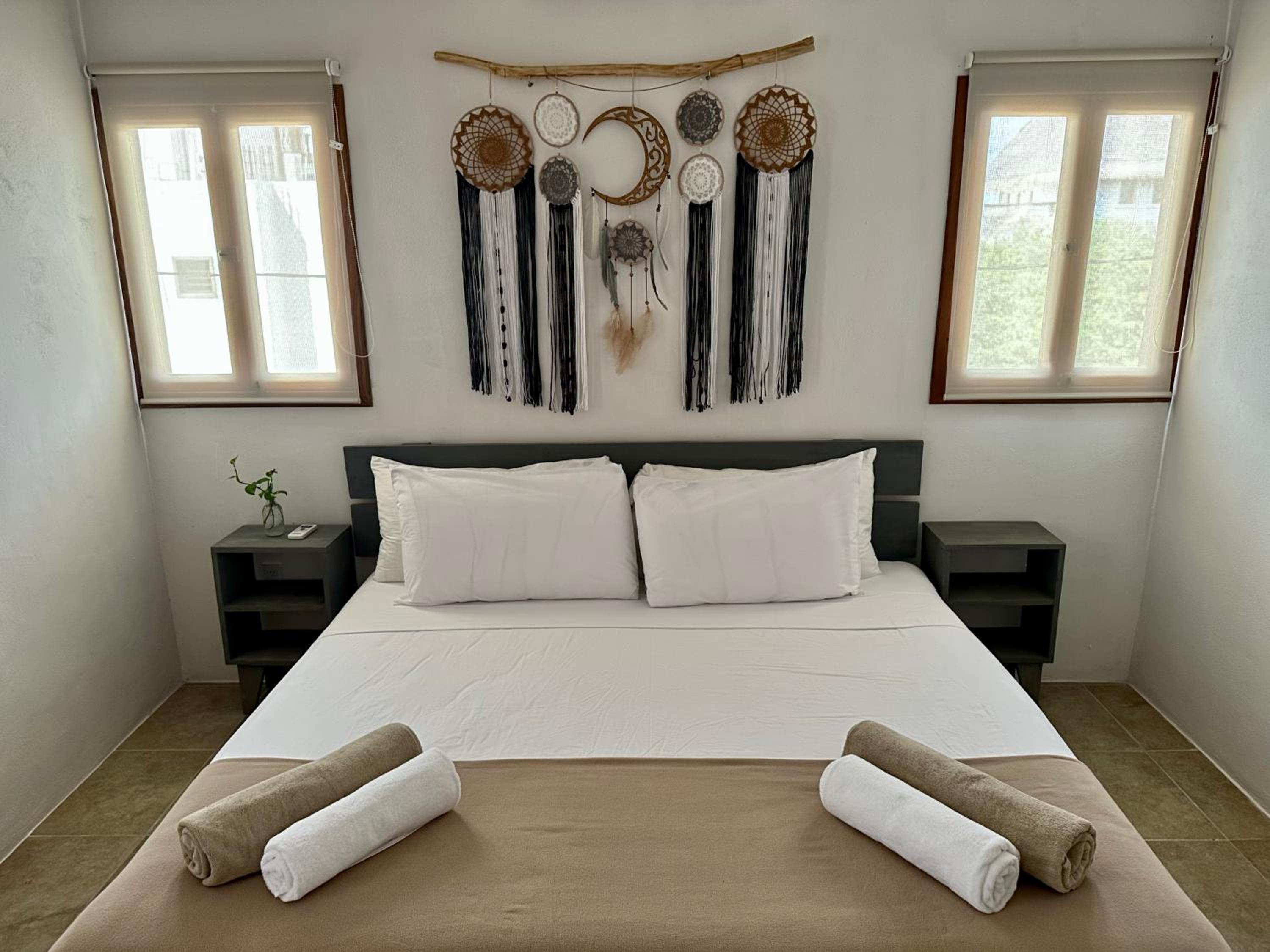 Junior Suite with Pool View photo 2