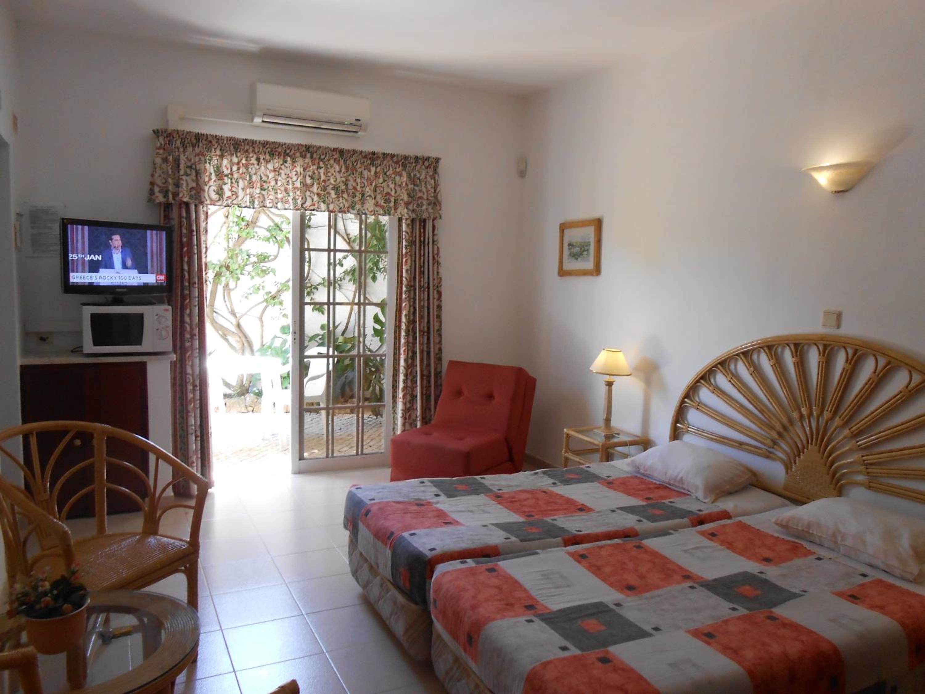 Twin Room with Garden View photo 1