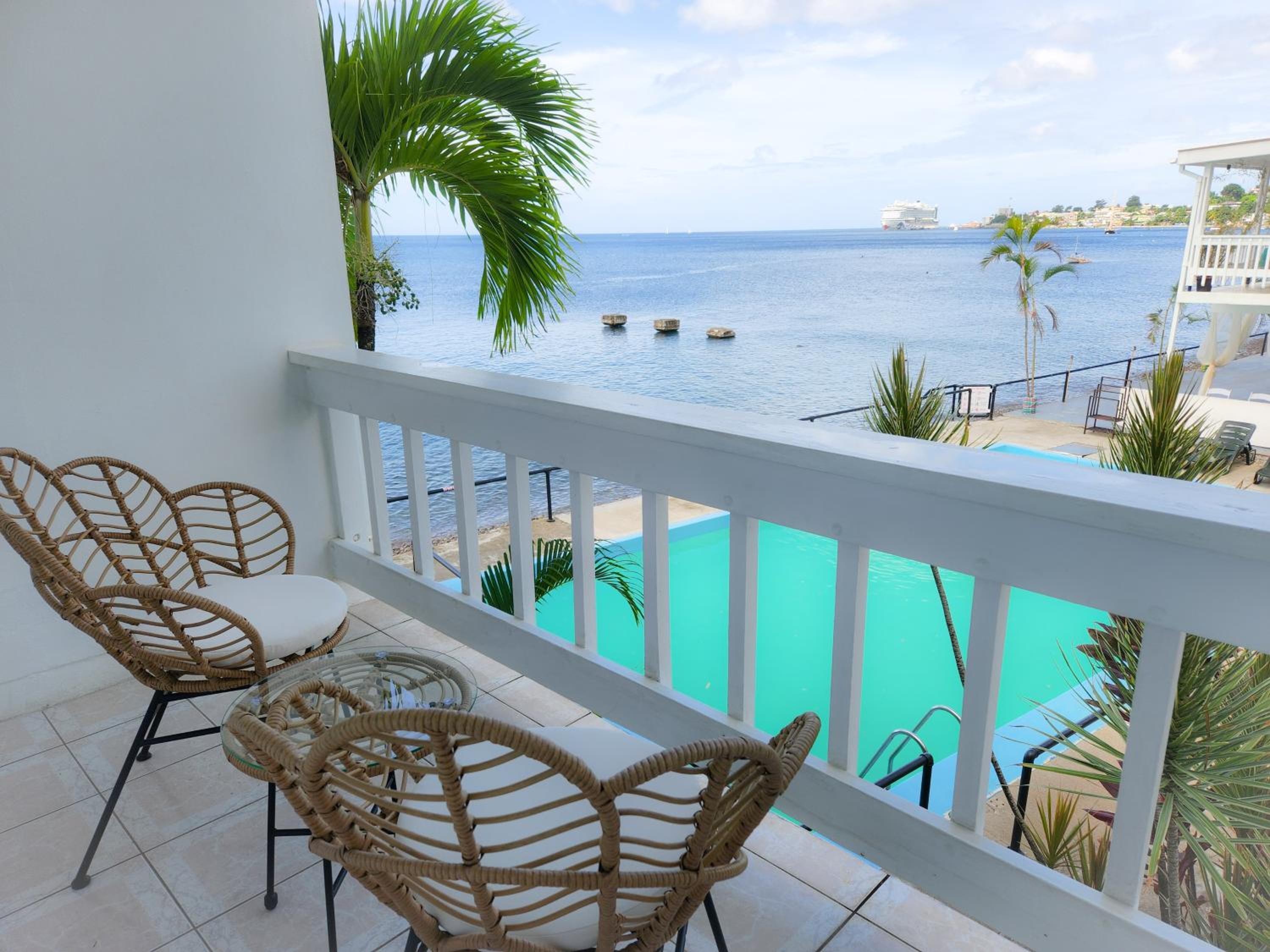 Double Room with Balcony photo 3