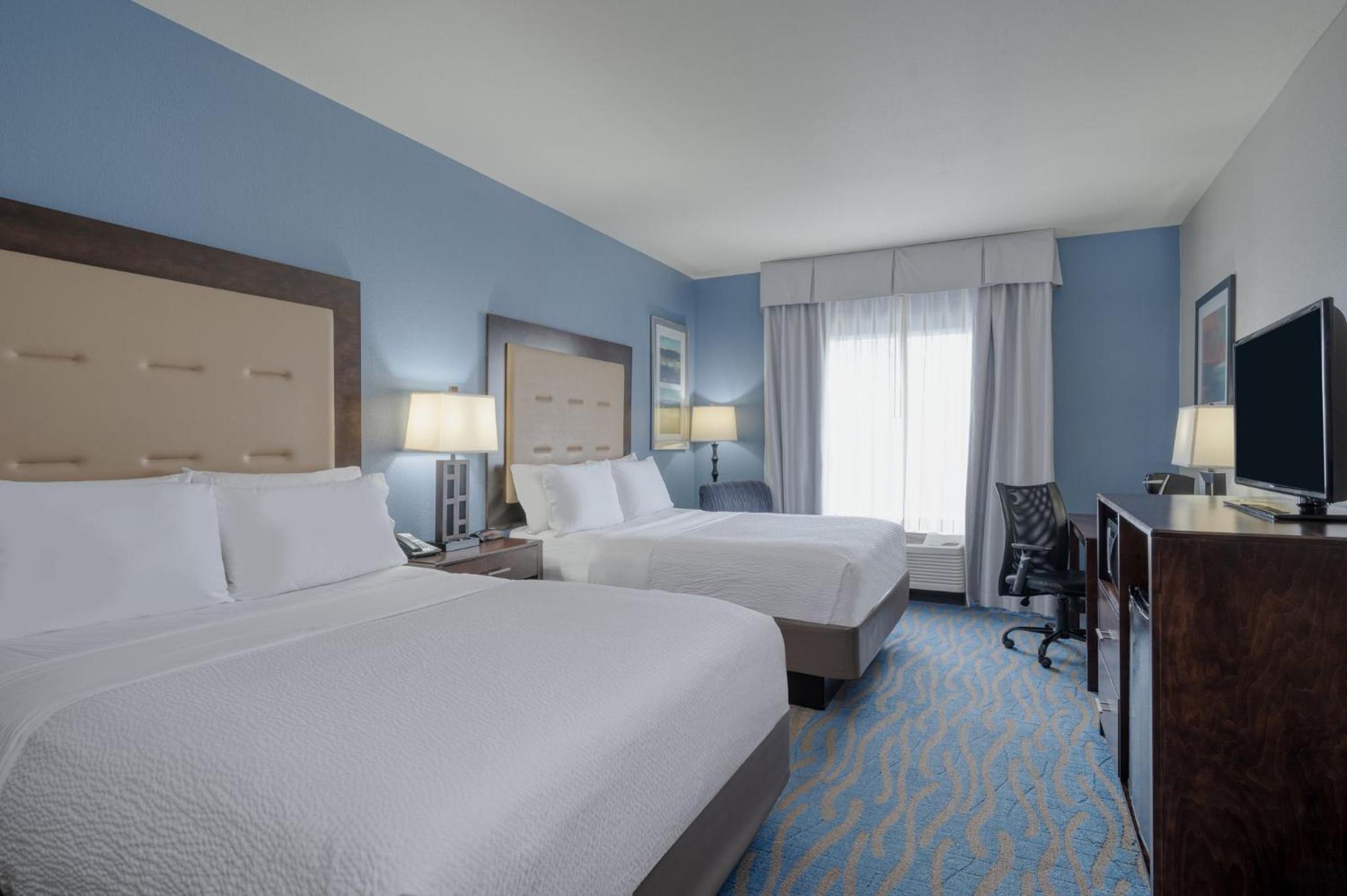 Standard Room with Two Queen Beds