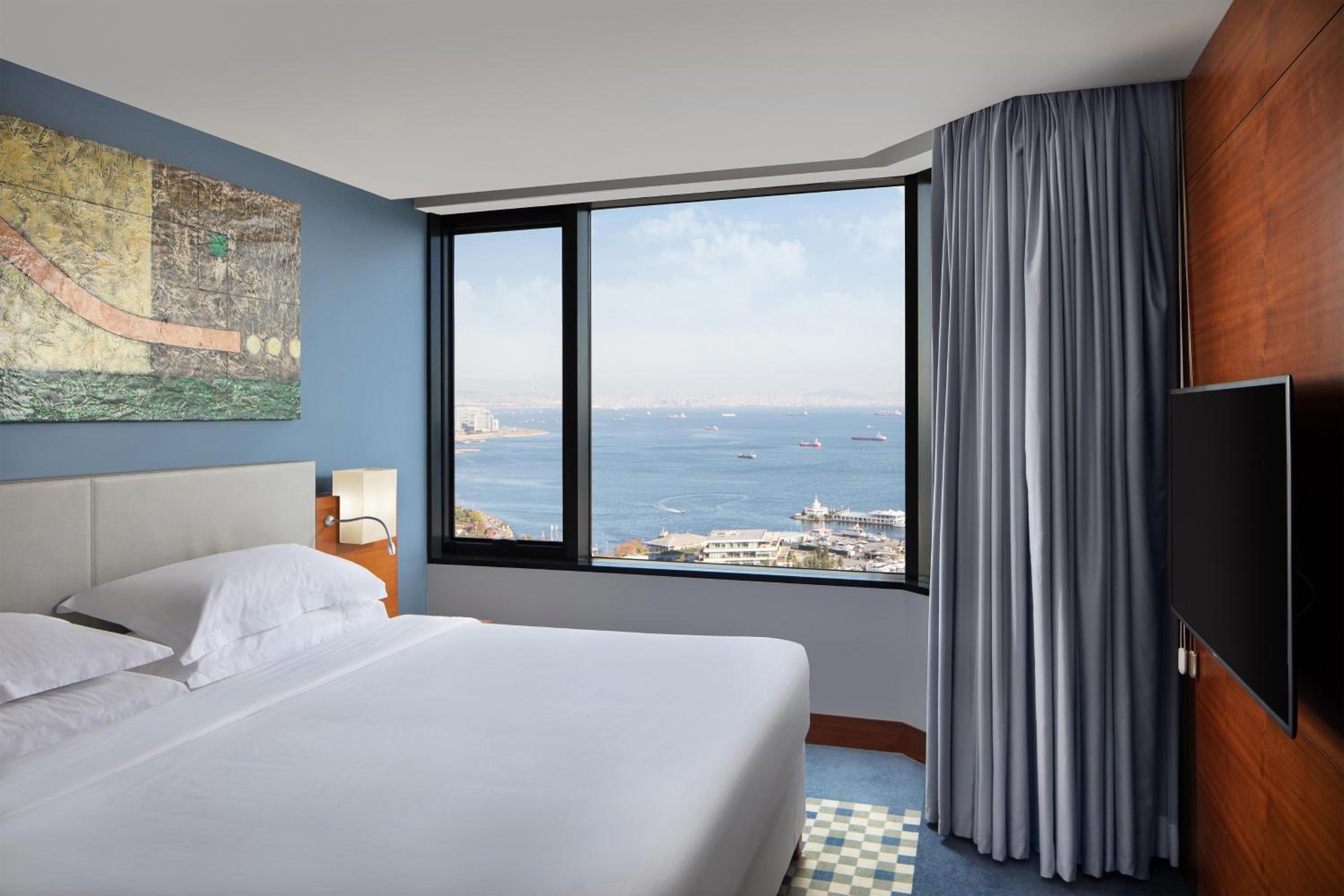 Superior King Room with Sea View