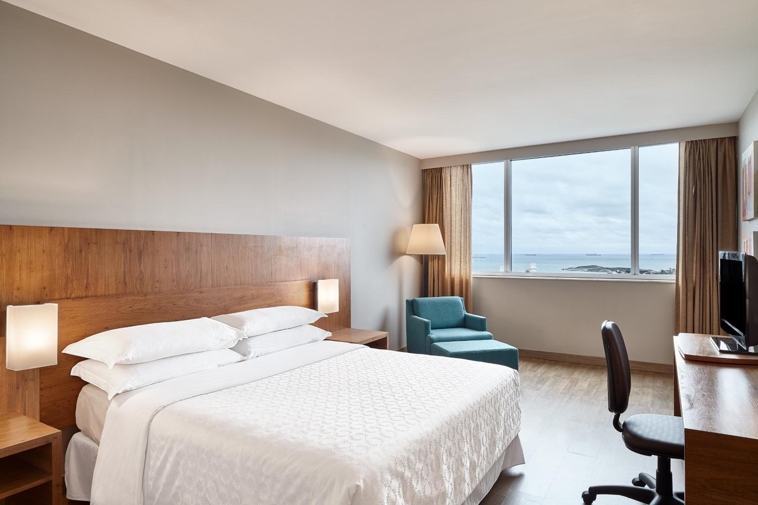 Club Suite, 1 Bedroom (Club Level)