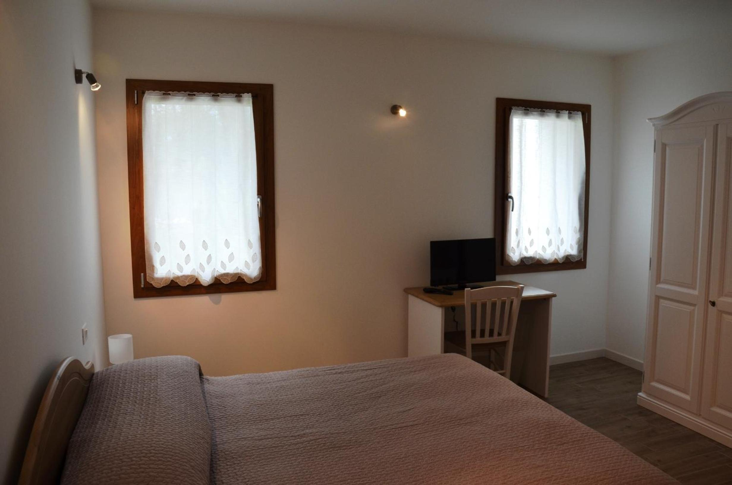 Double Room - Photo 1