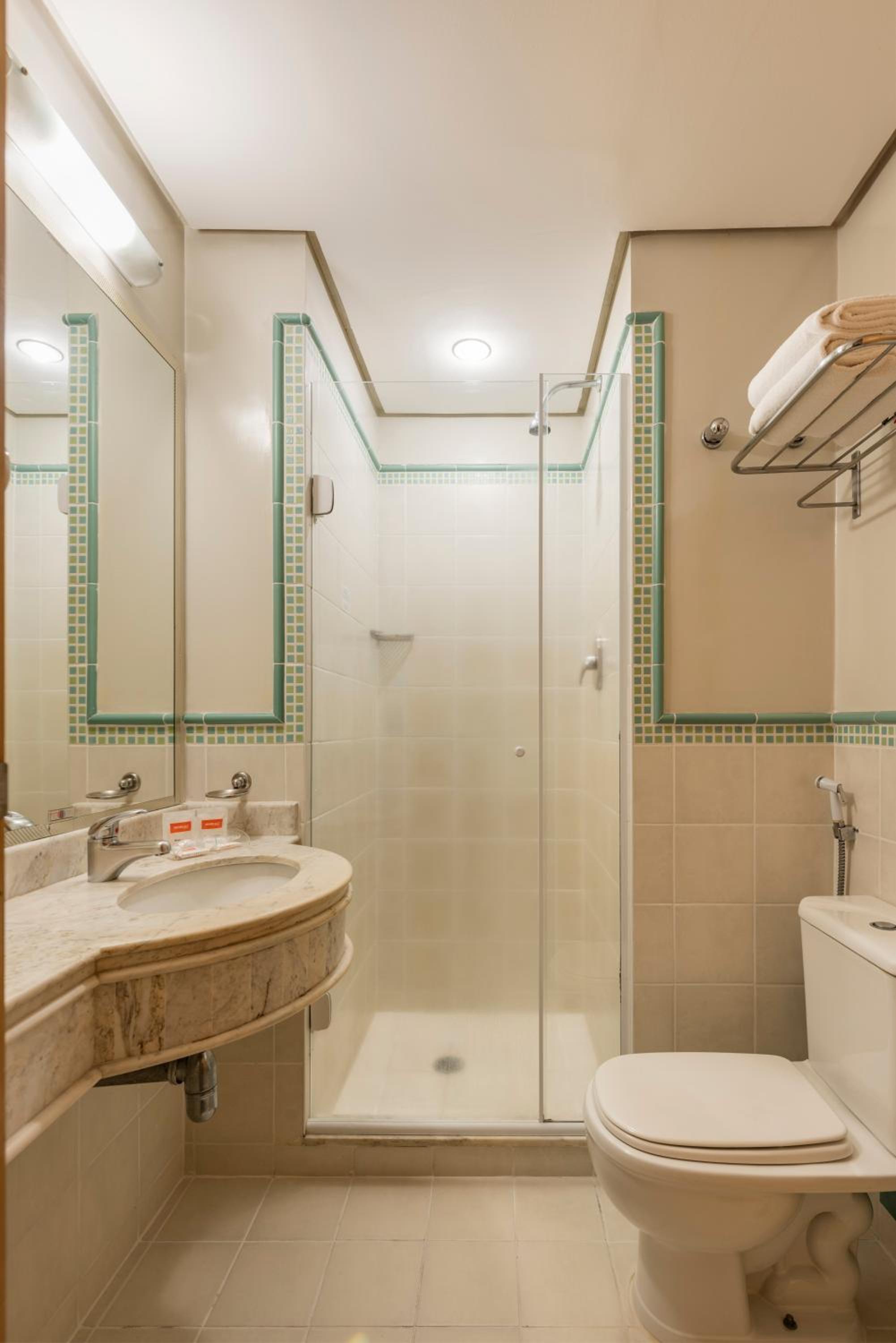 Standard Double Room - Photo 4