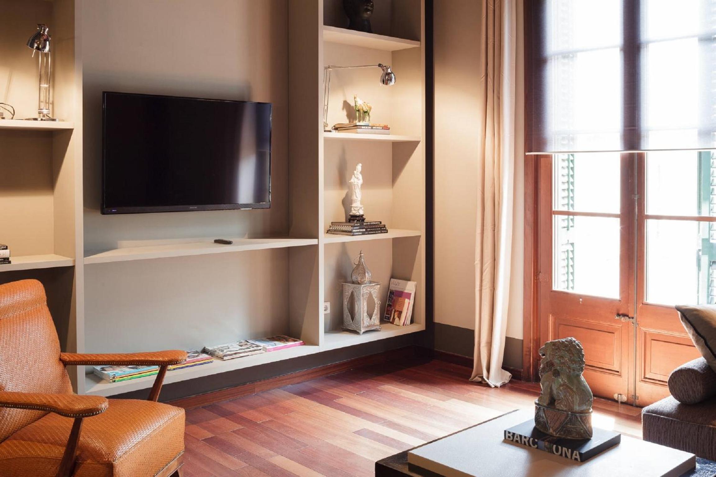Superior Two-Bedroom Apartment - Carrer Pelai 5 photo 3
