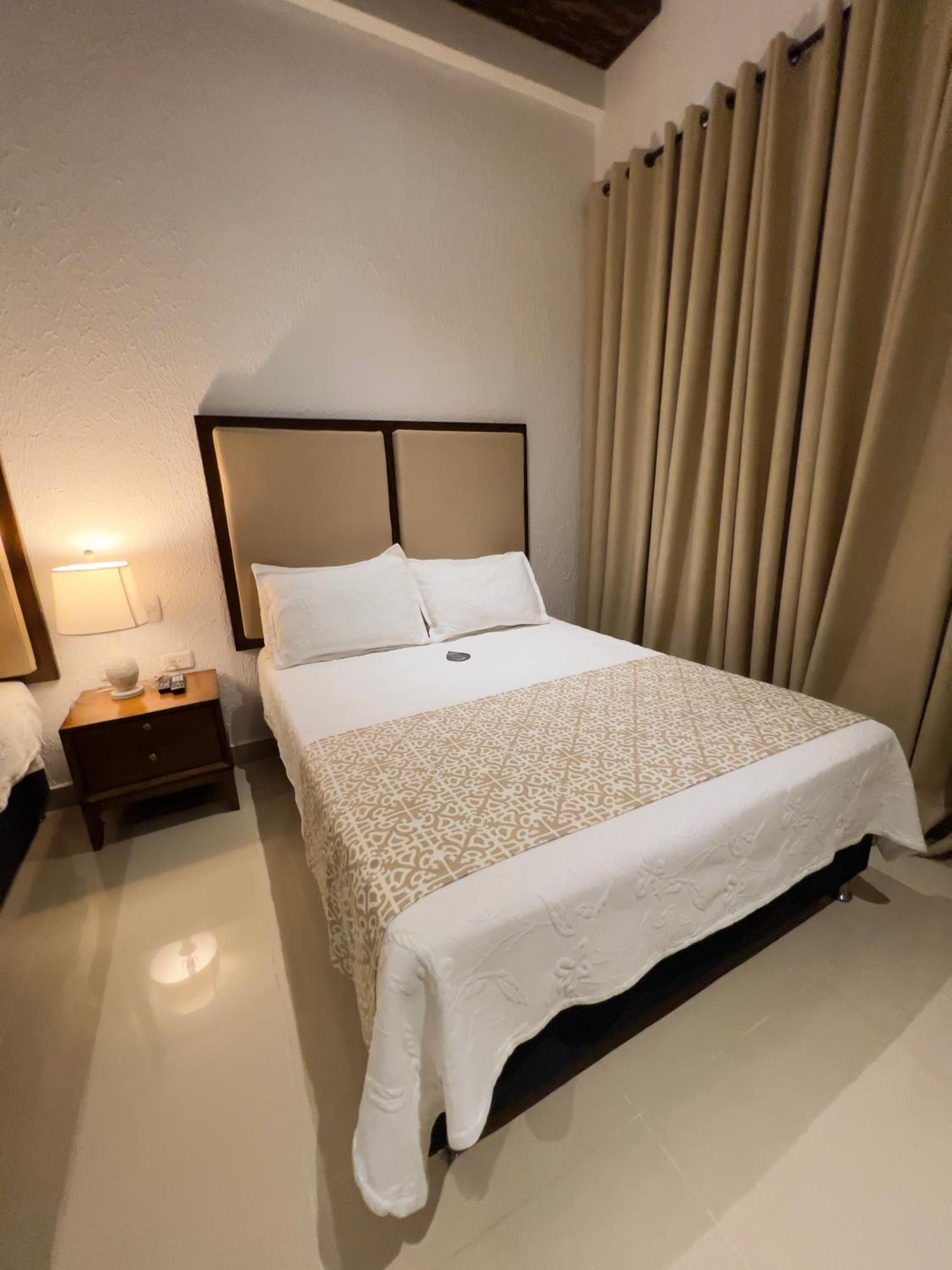 Superior Double Room - Photo 4