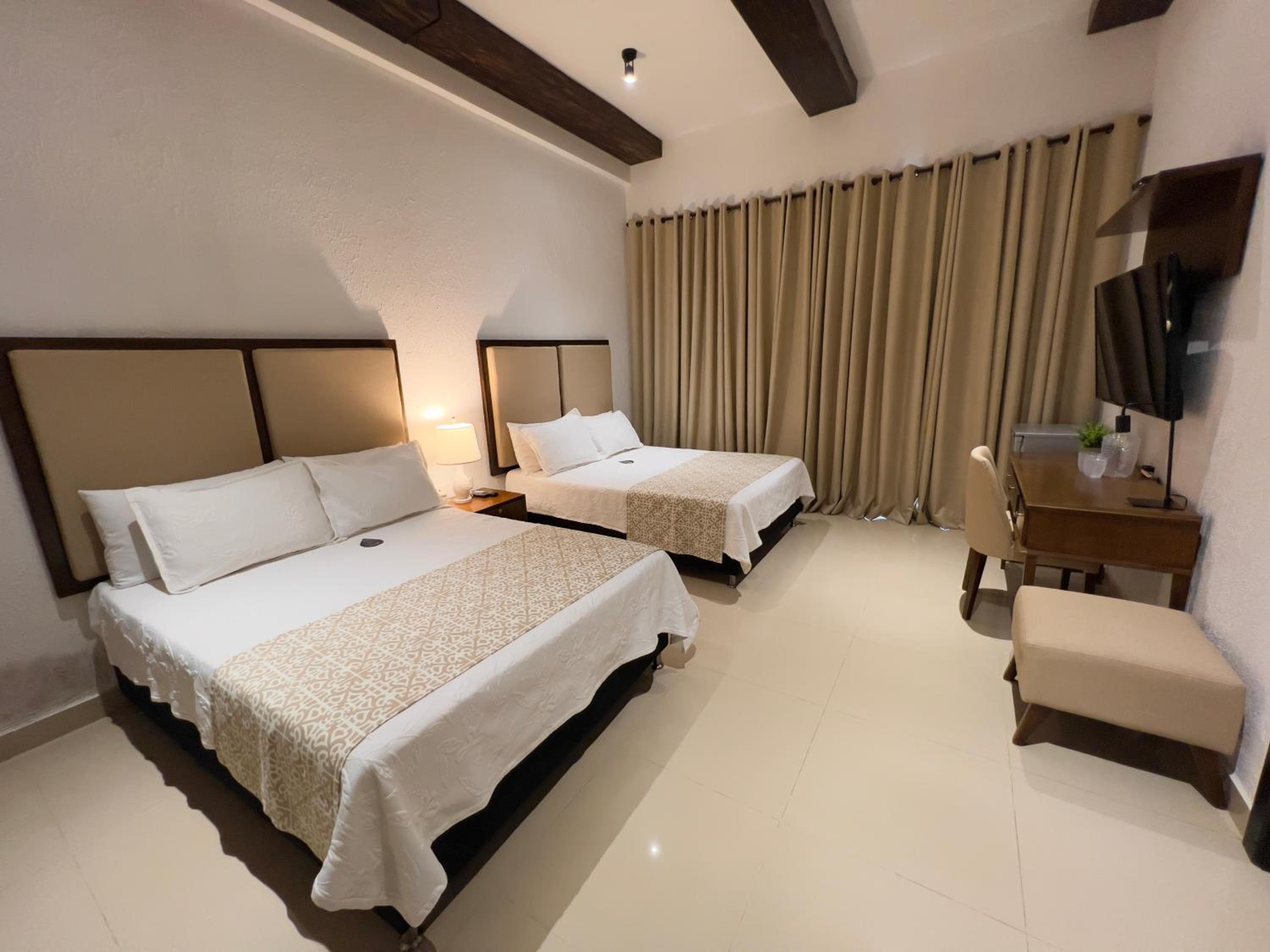 Superior Double Room - Photo 3