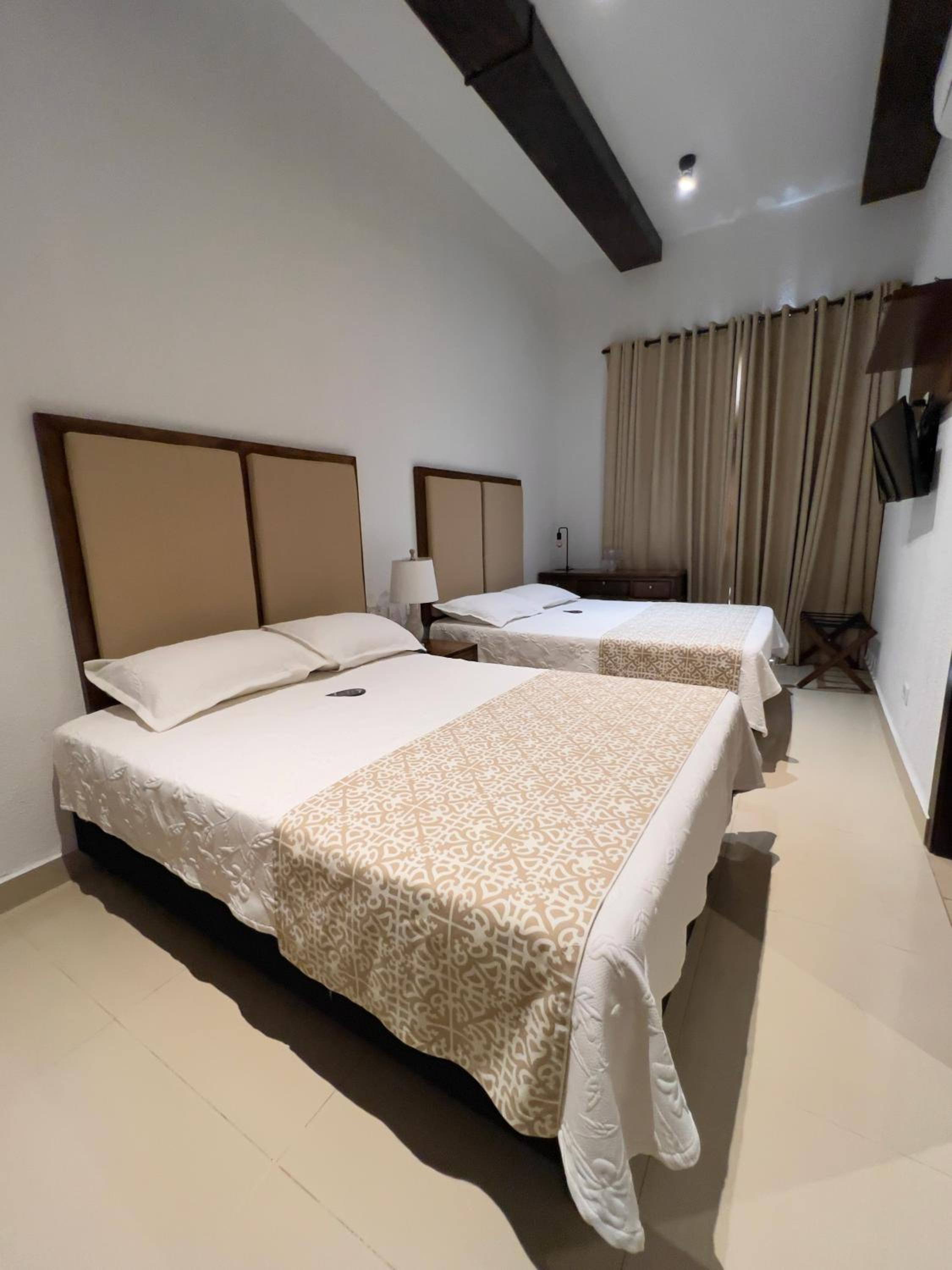 Superior Double Room - Photo 9