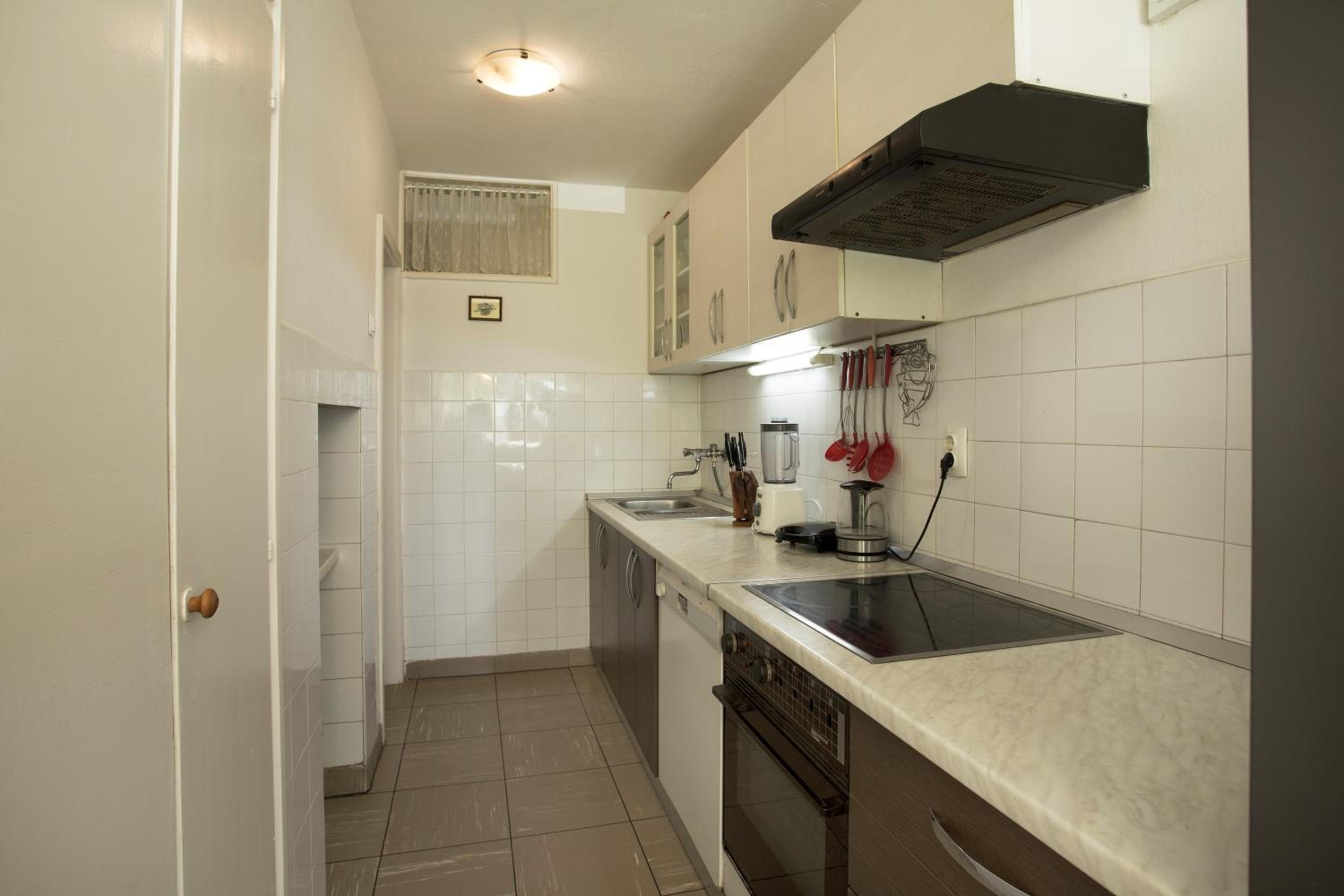 Apartment - Photo 4