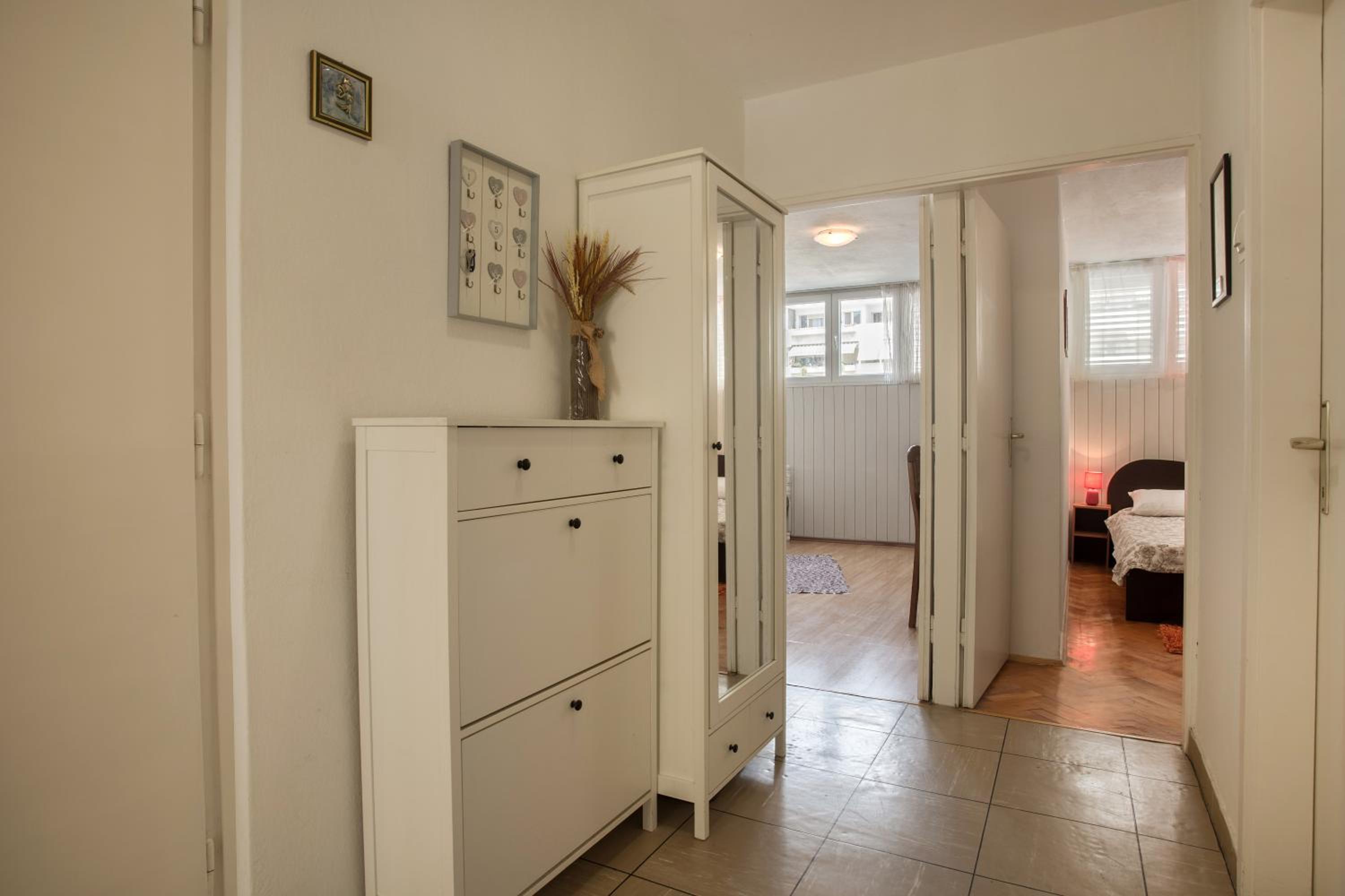 Apartment - Photo 10