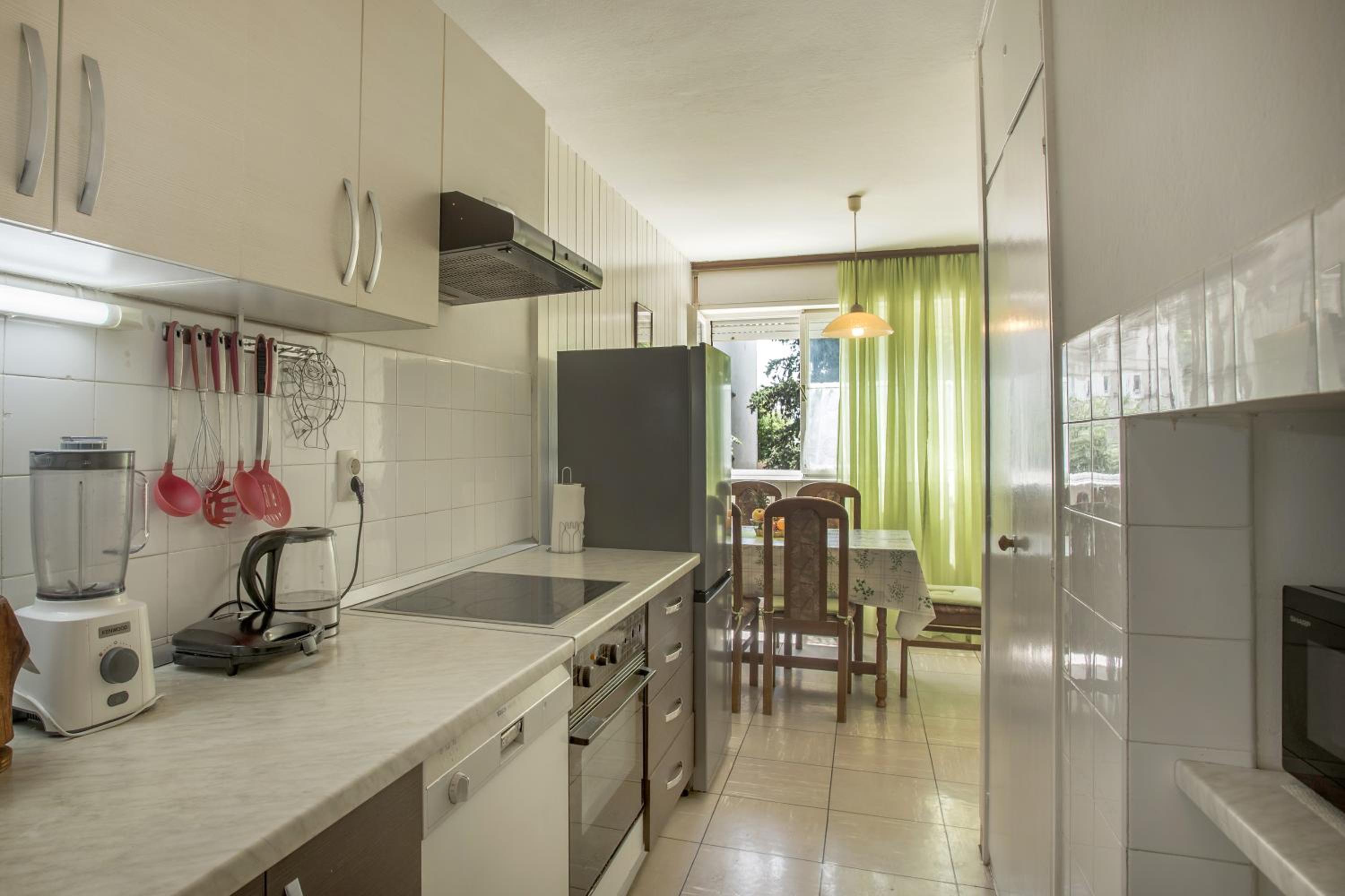 Apartment - Photo 11