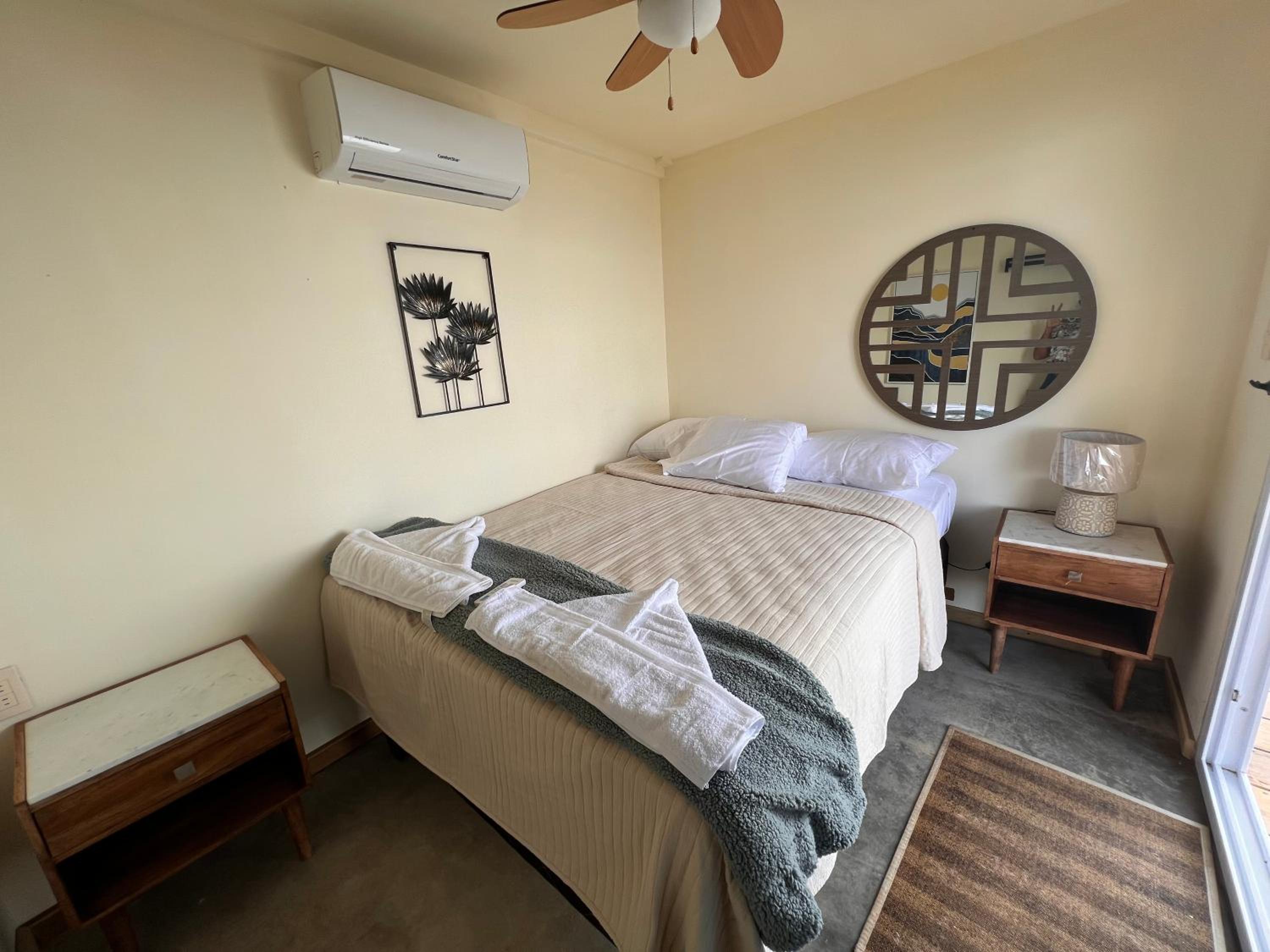Double or Twin Room with Sea View photo 3