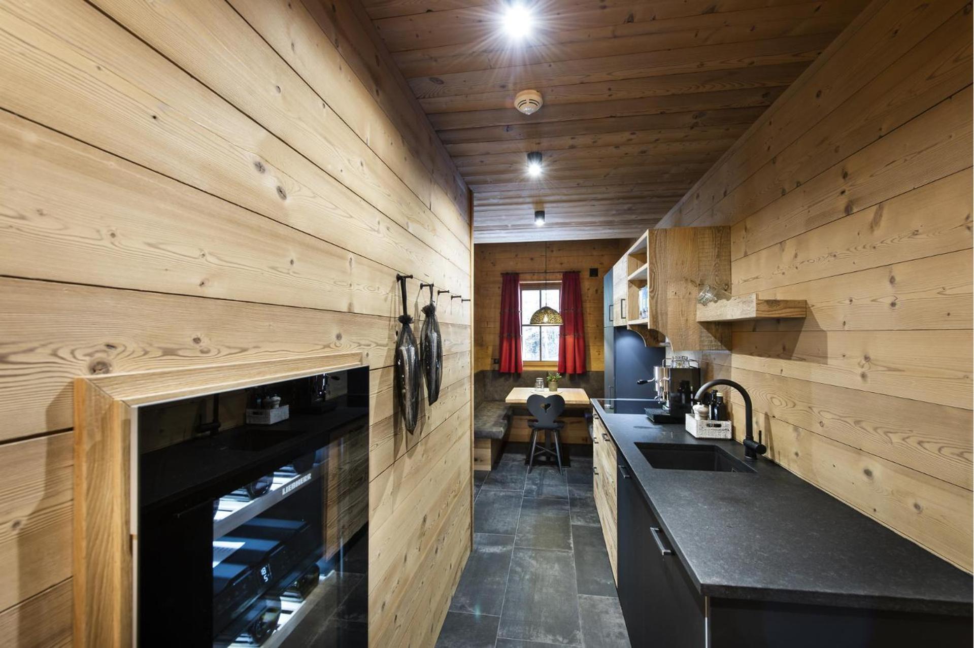 One-Bedroom Chalet - Photo 4