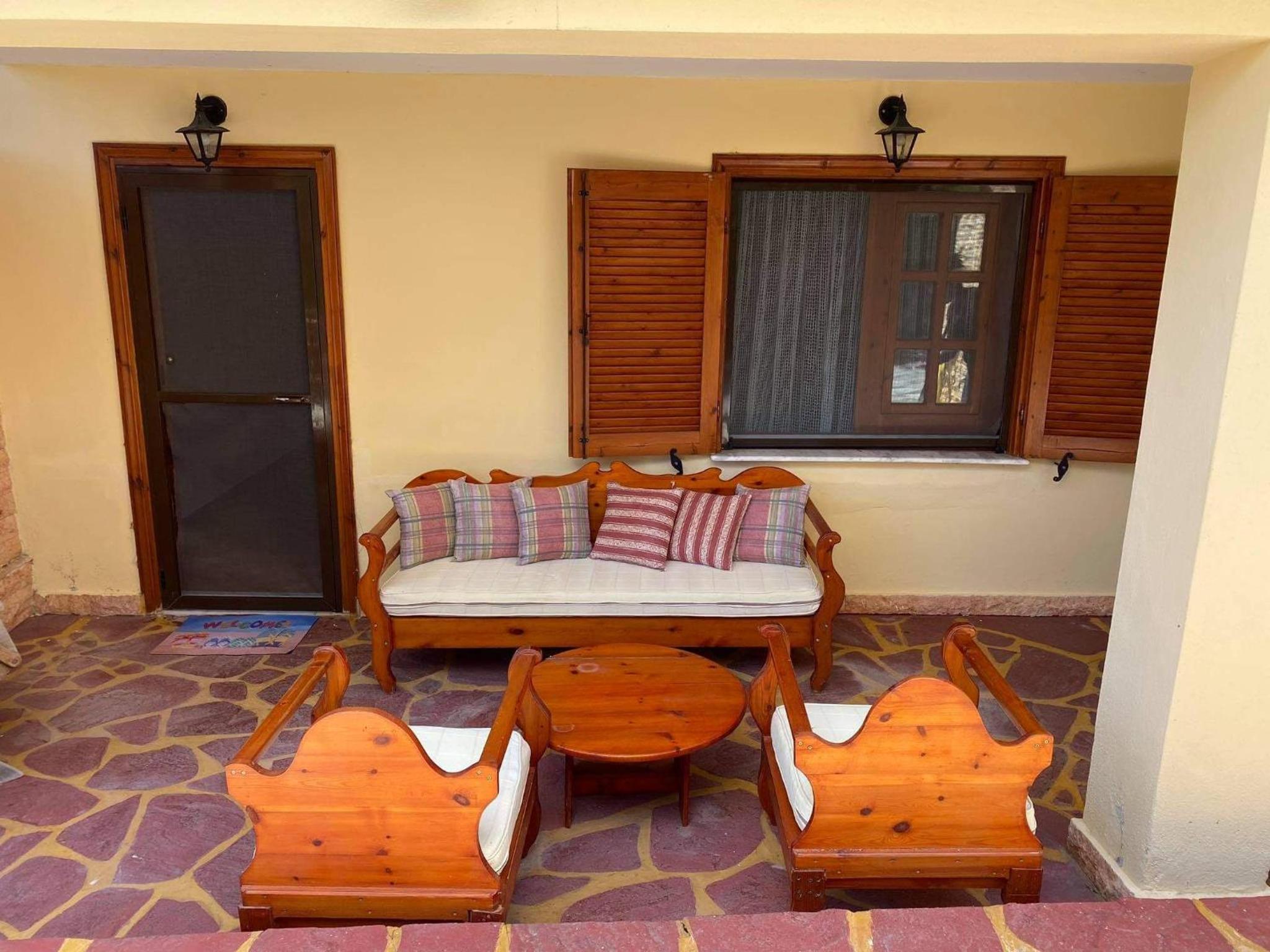 One-Bedroom House photo 2