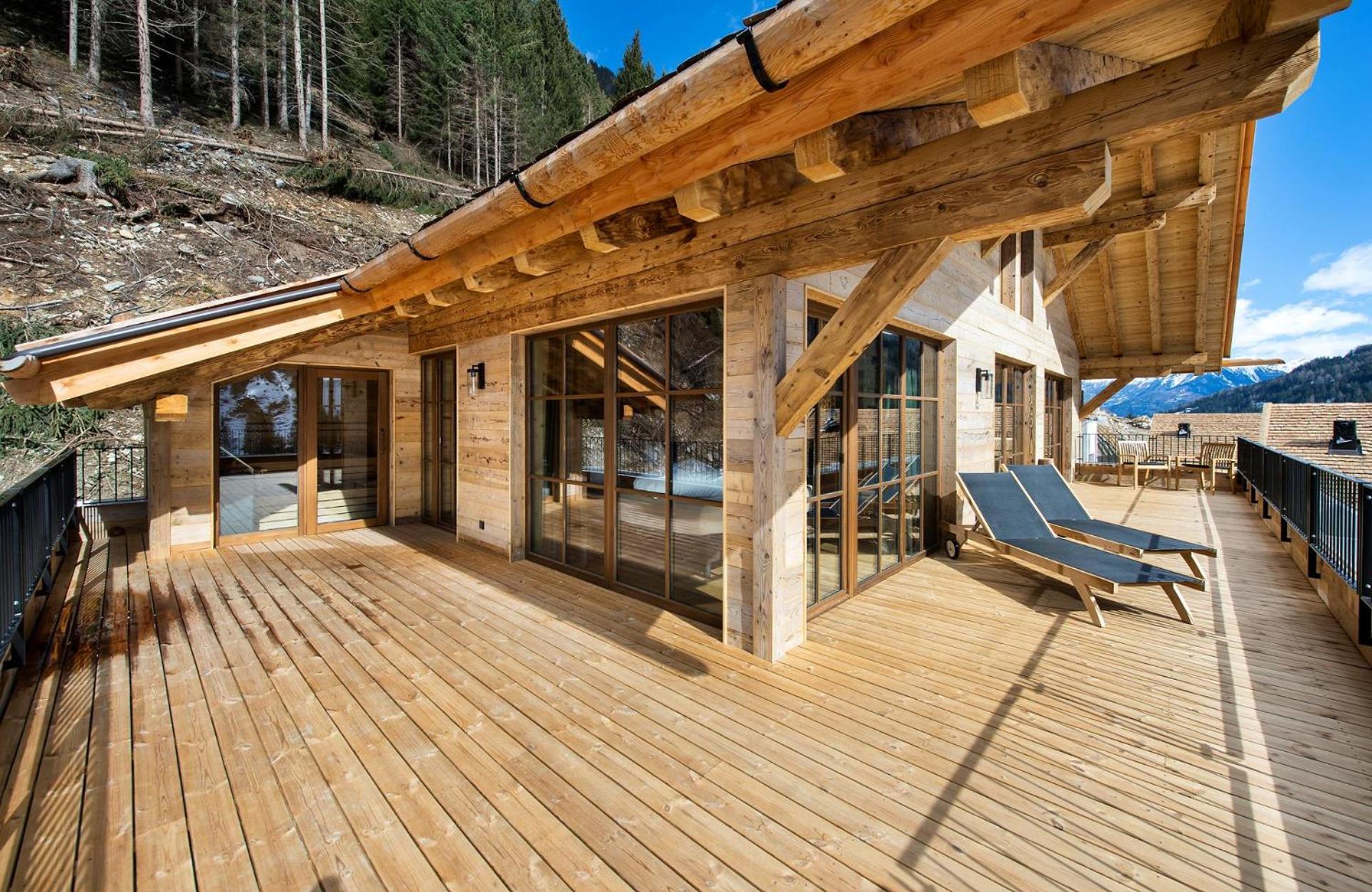 One-Bedroom Chalet - Photo 2