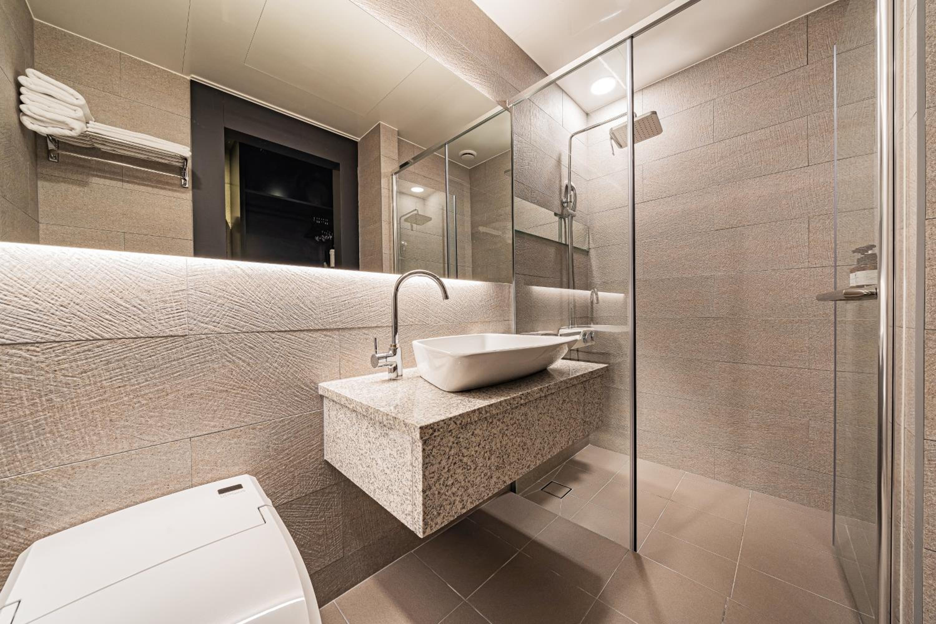 Superior Twin Room - Photo 3