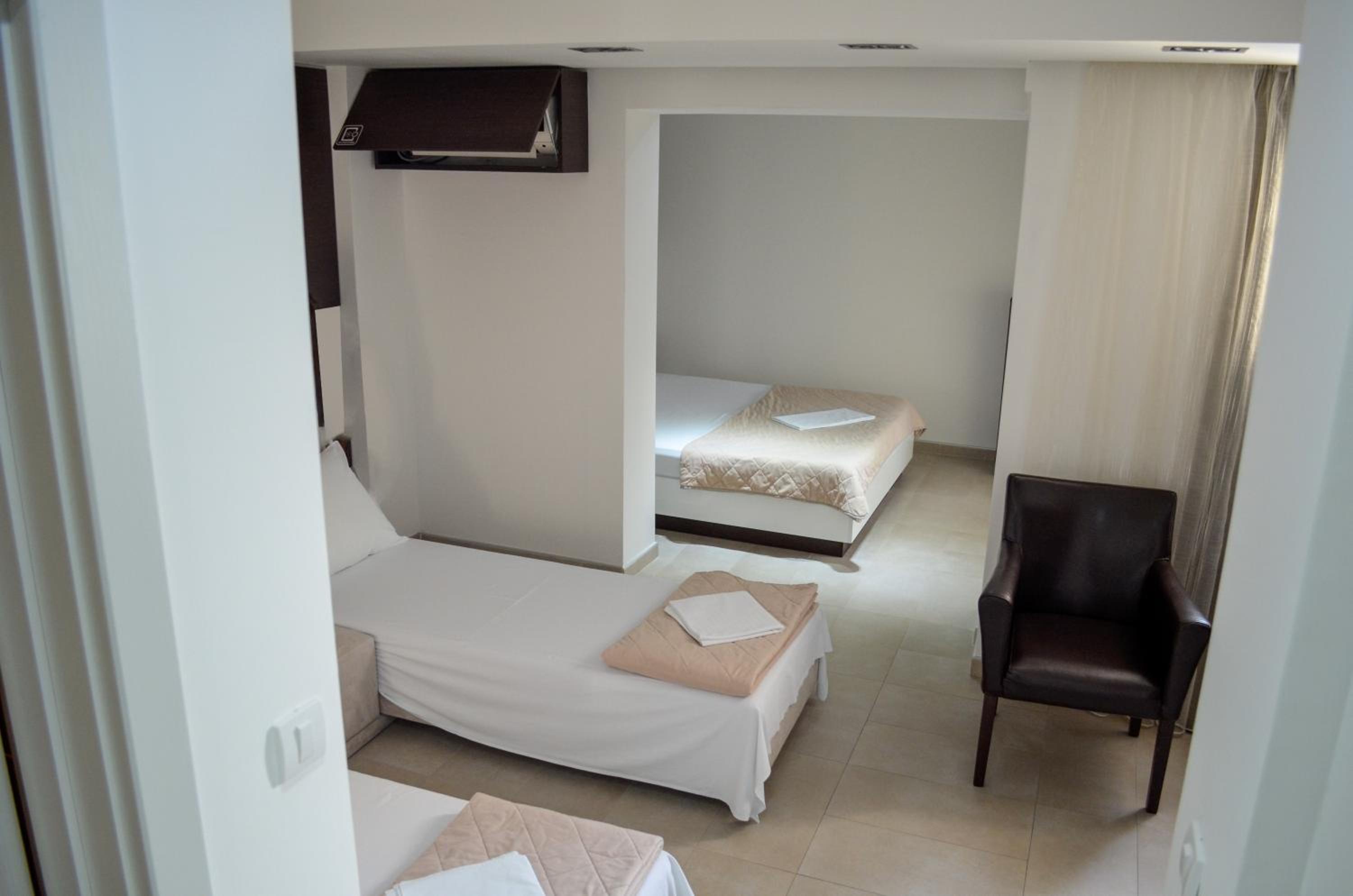 Family Suite with Balcony photo 1