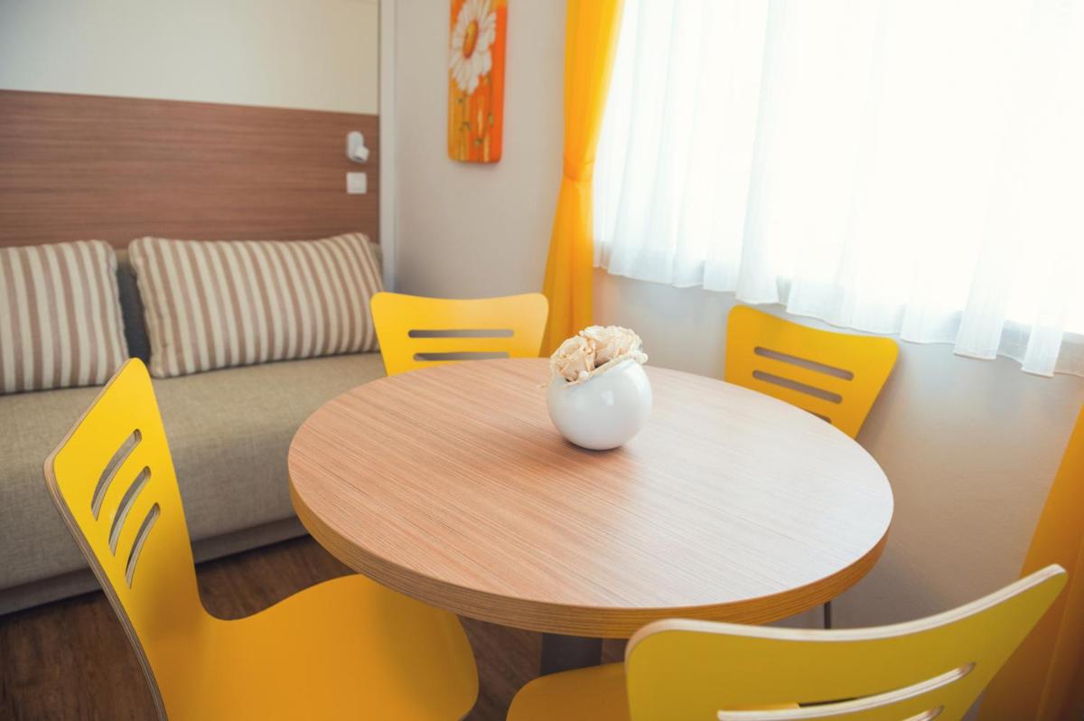One-Bedroom Apartment (2 Adults + 1 Child) photo 2