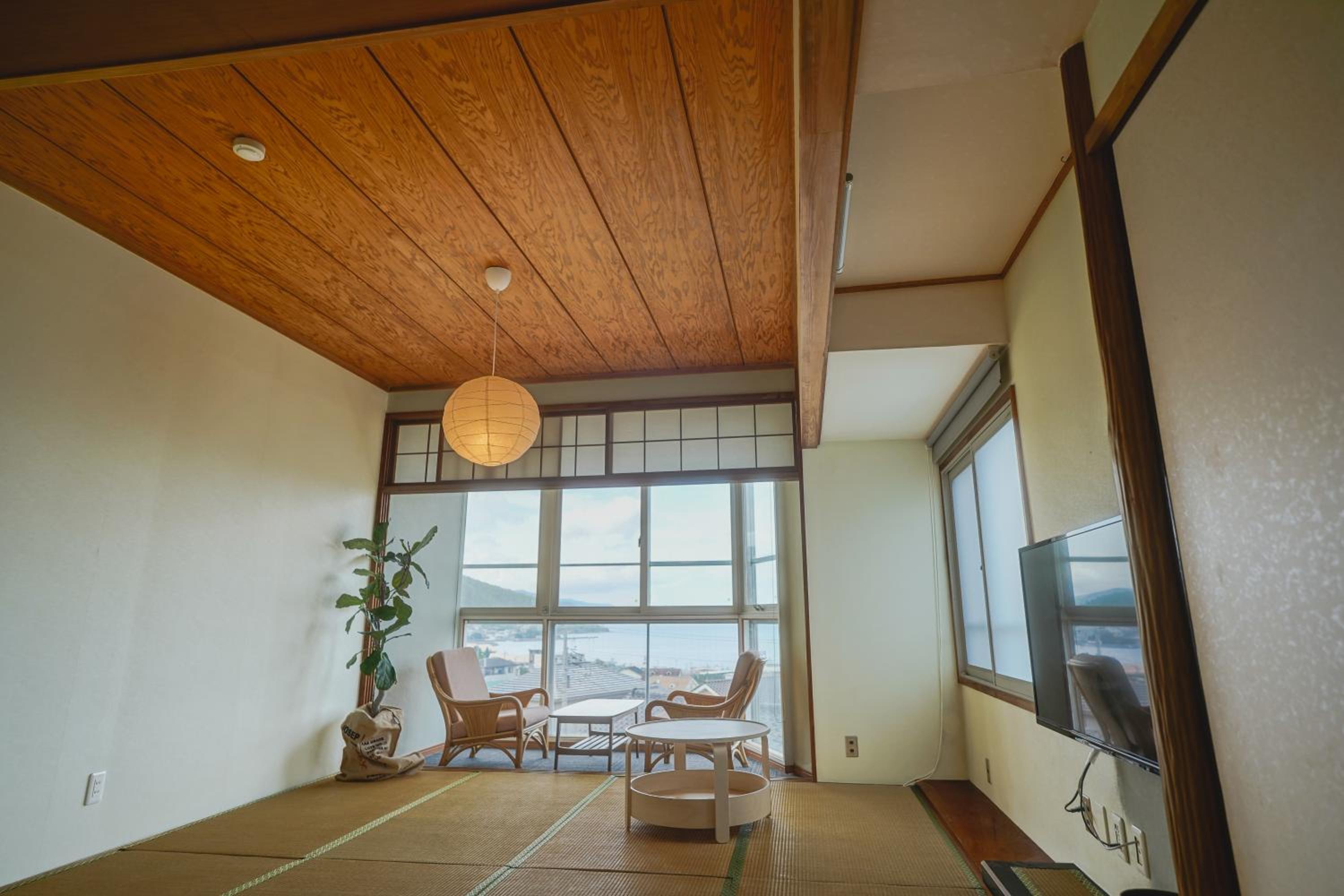 Japanese-Style Quadruple Room With Private Bathroom