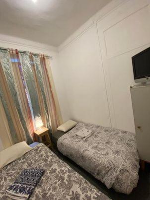 Twin Room - Photo 6