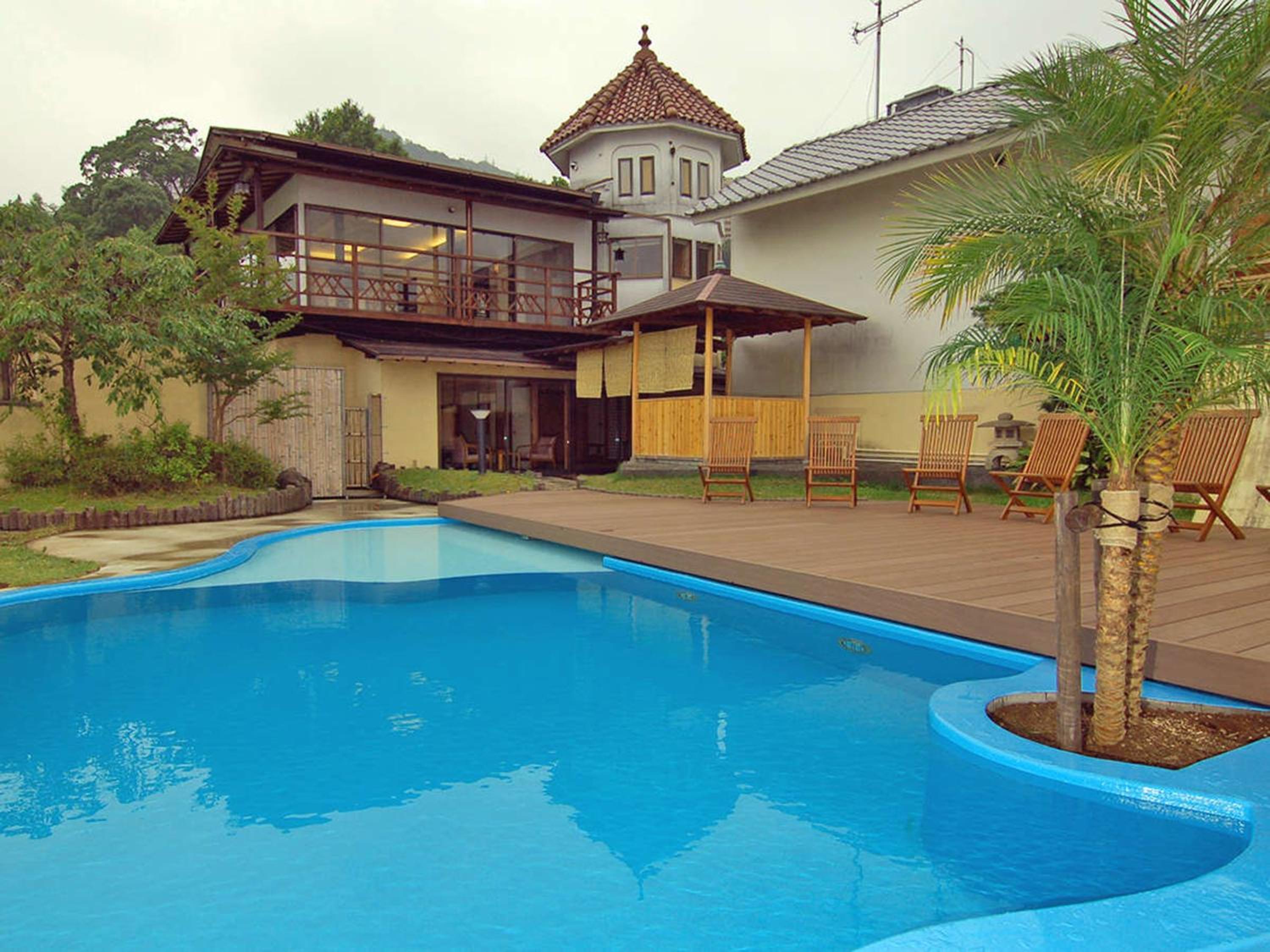 Suite with Pool View photo 3