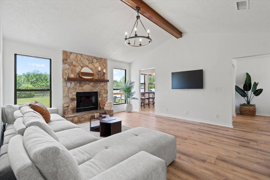Three-Bedroom House photo 1