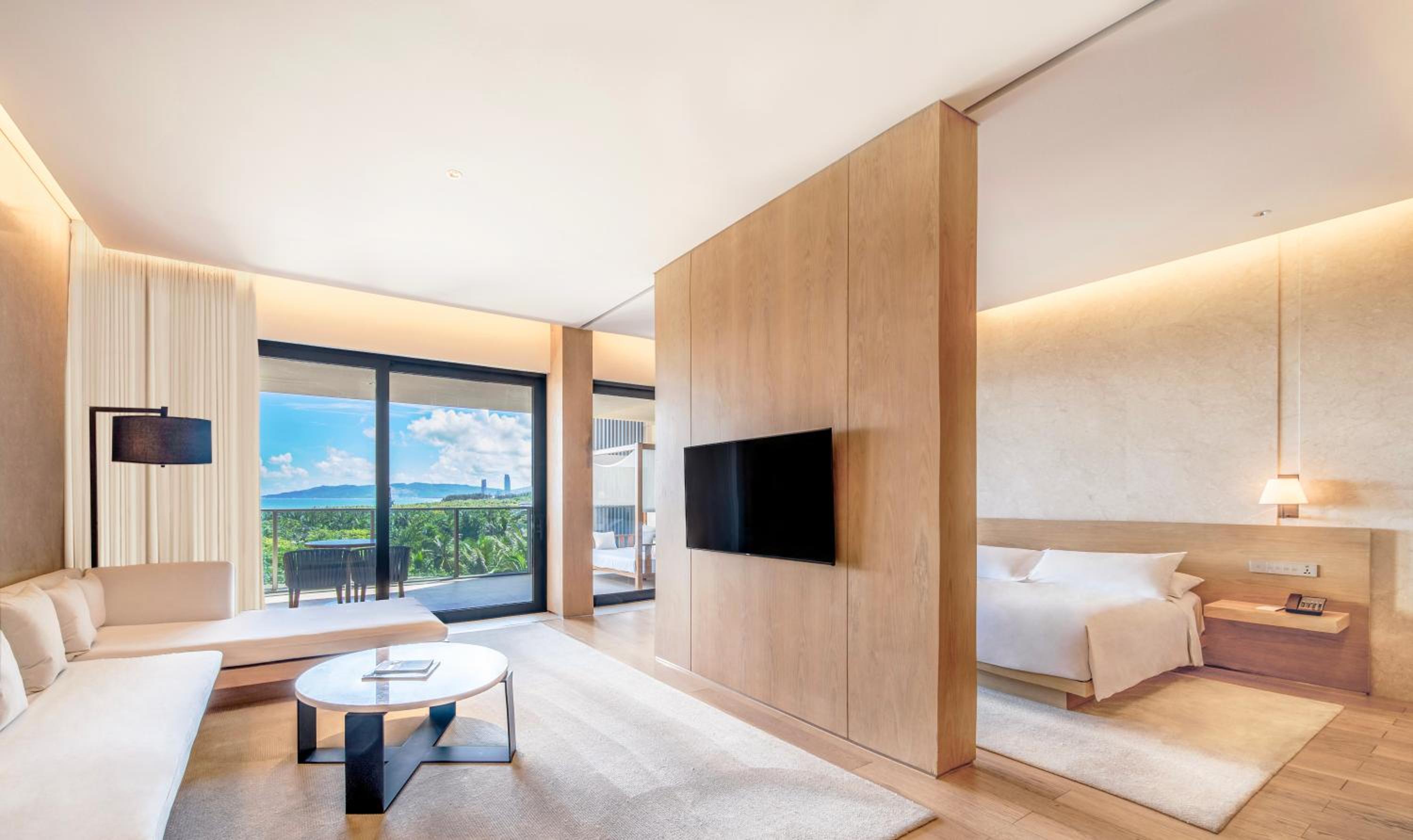 Grand View Suite