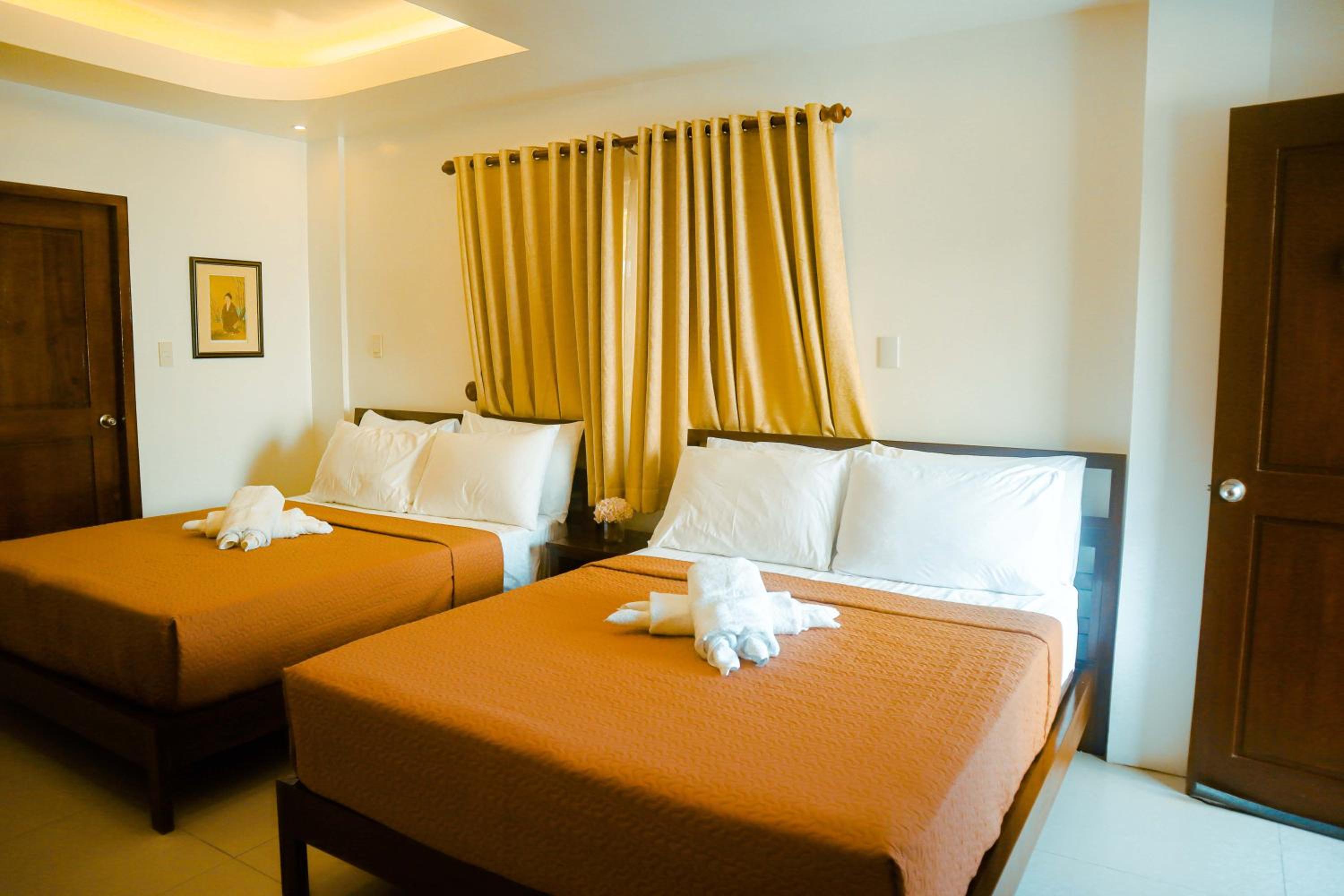 Deluxe Quadruple Room photo 2