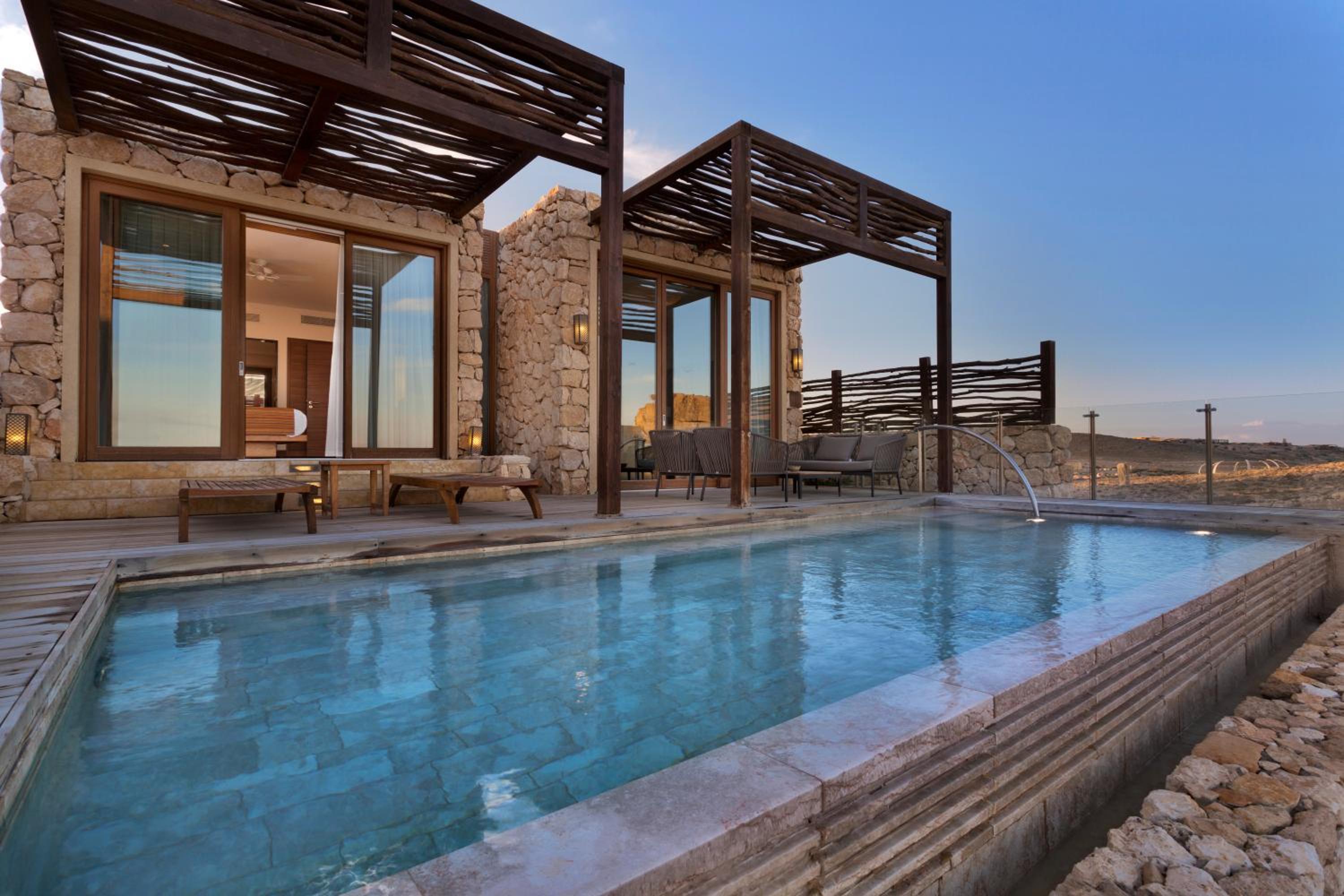 Deluxe Villa With Crater View (couples only) photo 2