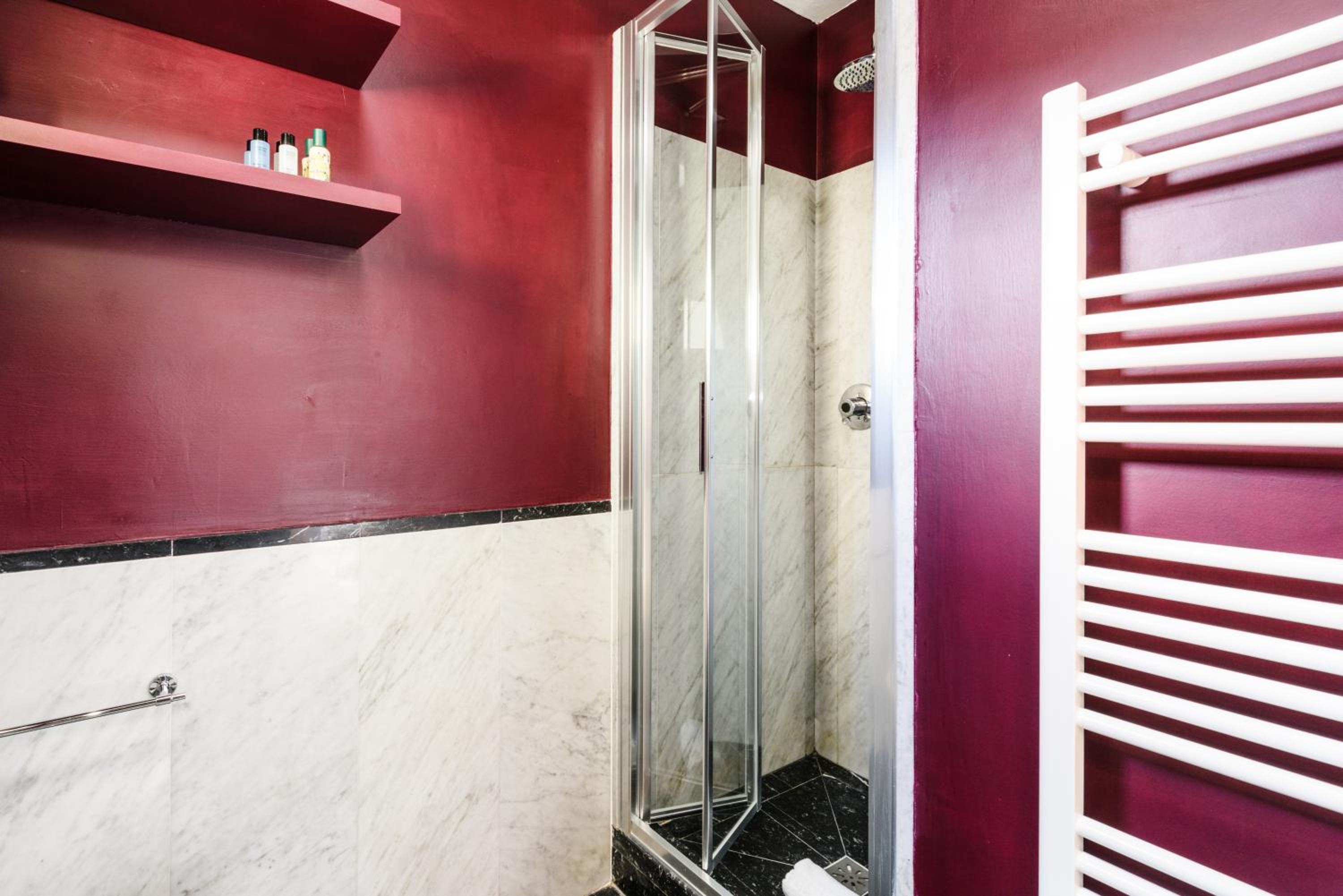Penthouse Apartment with balcony and Duomo view - last floor photo 2