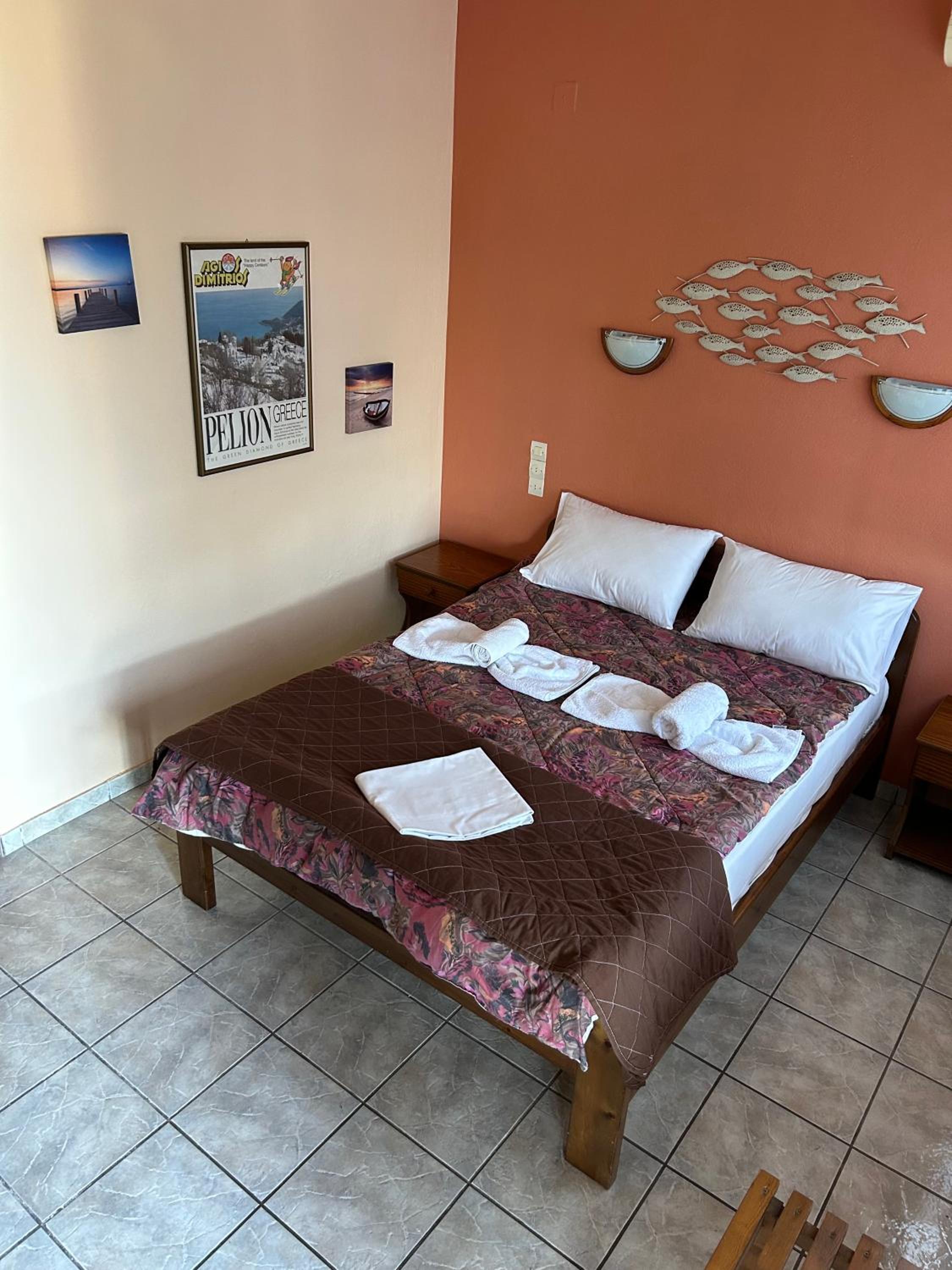Standard Double Room with Sea View - Ground Floor - Photo 8