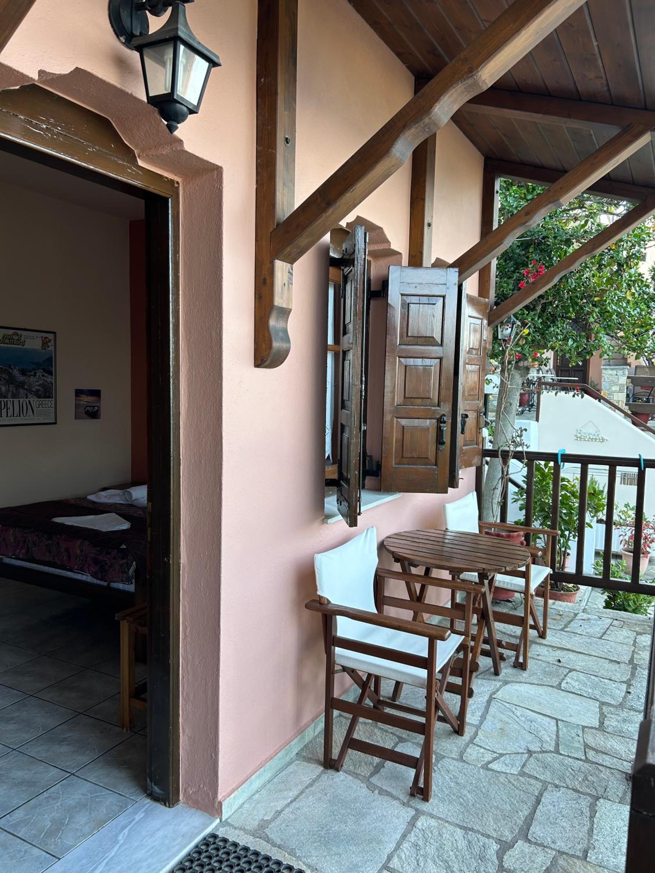 Standard Double Room with Sea View - Ground Floor - Photo 5