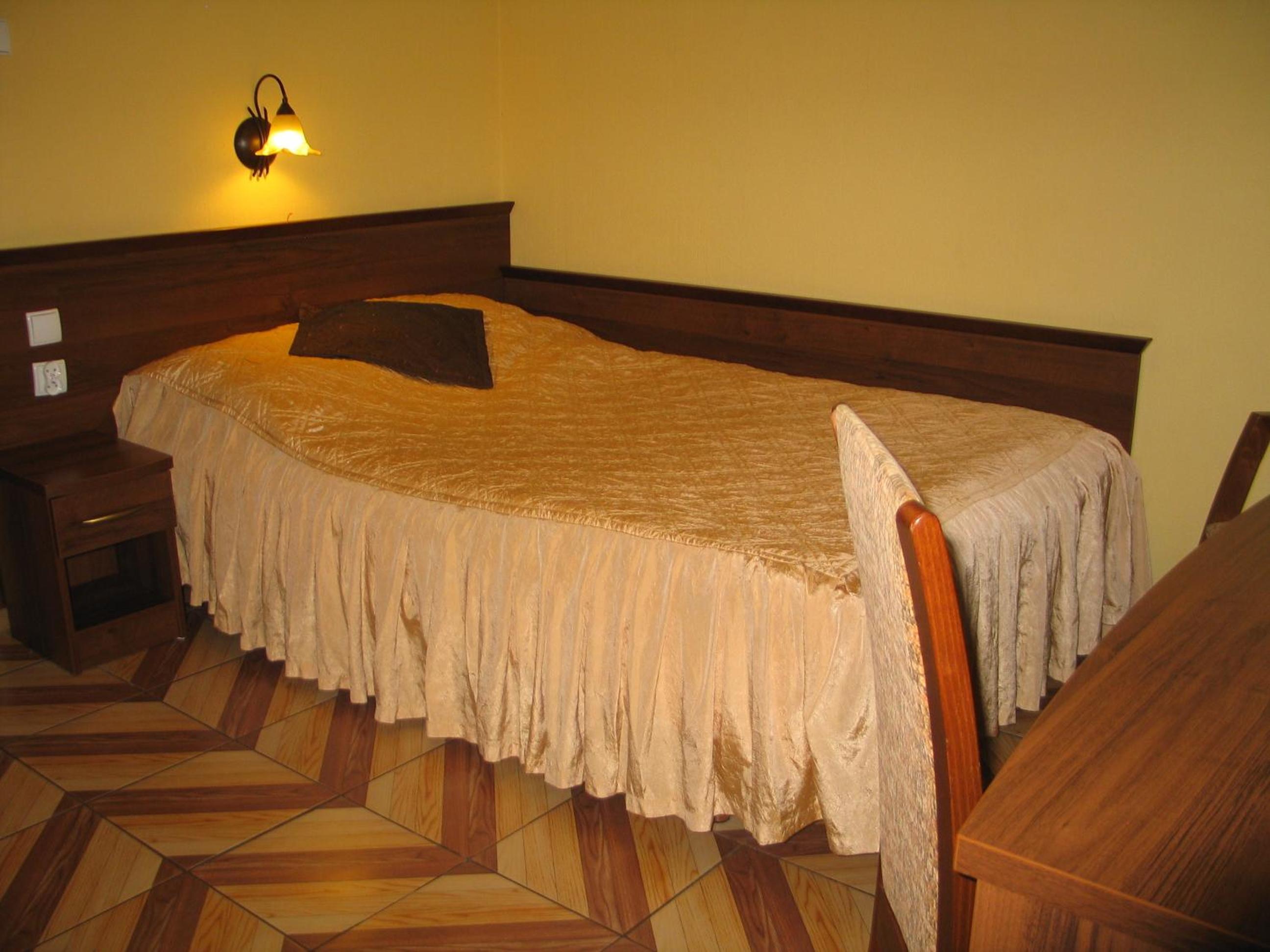 Economy Double Room photo 1